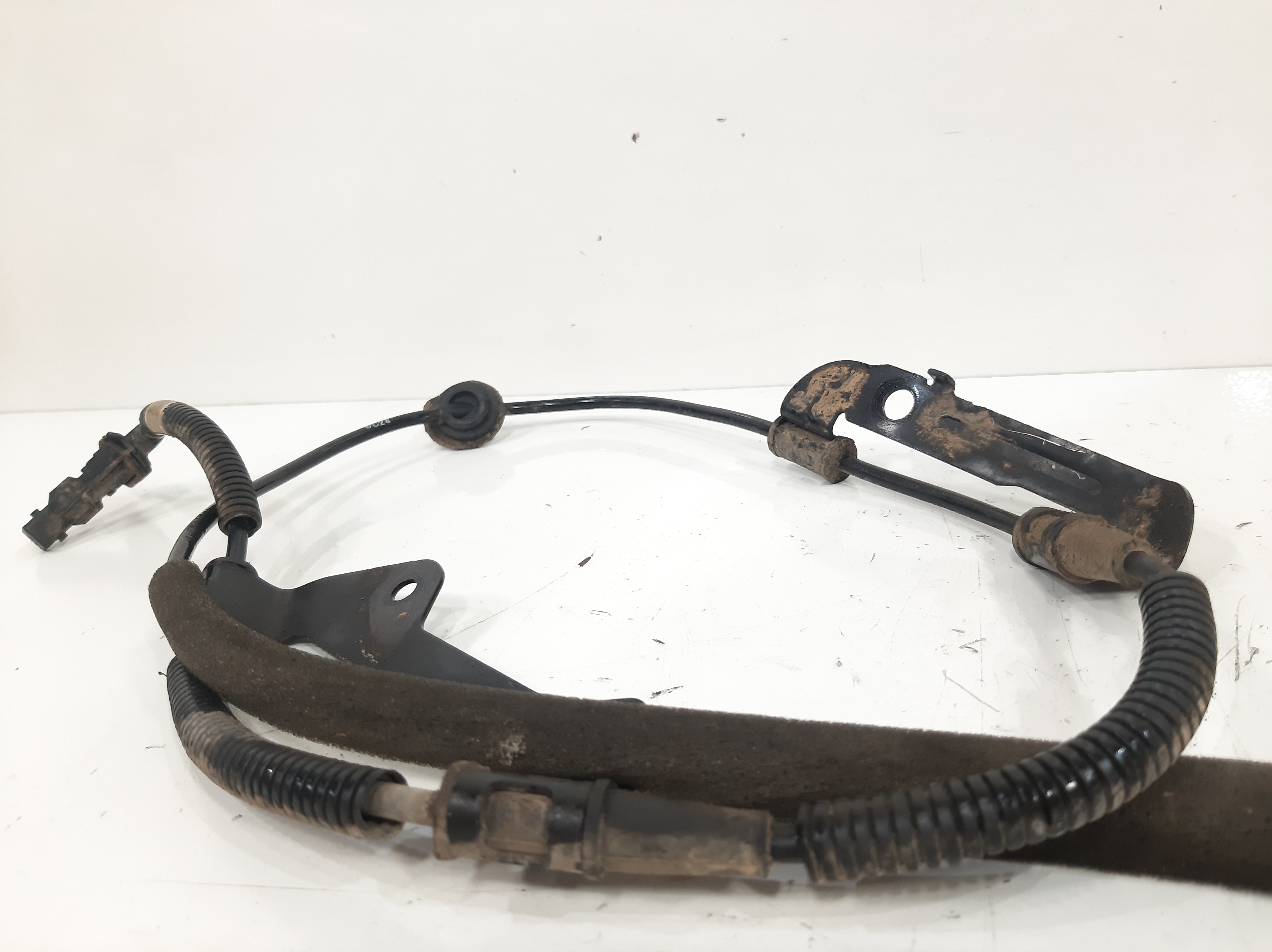 Sensor Abs Traseiro Esquerdo Hyundai Santa Fé 2006 A 2013 7