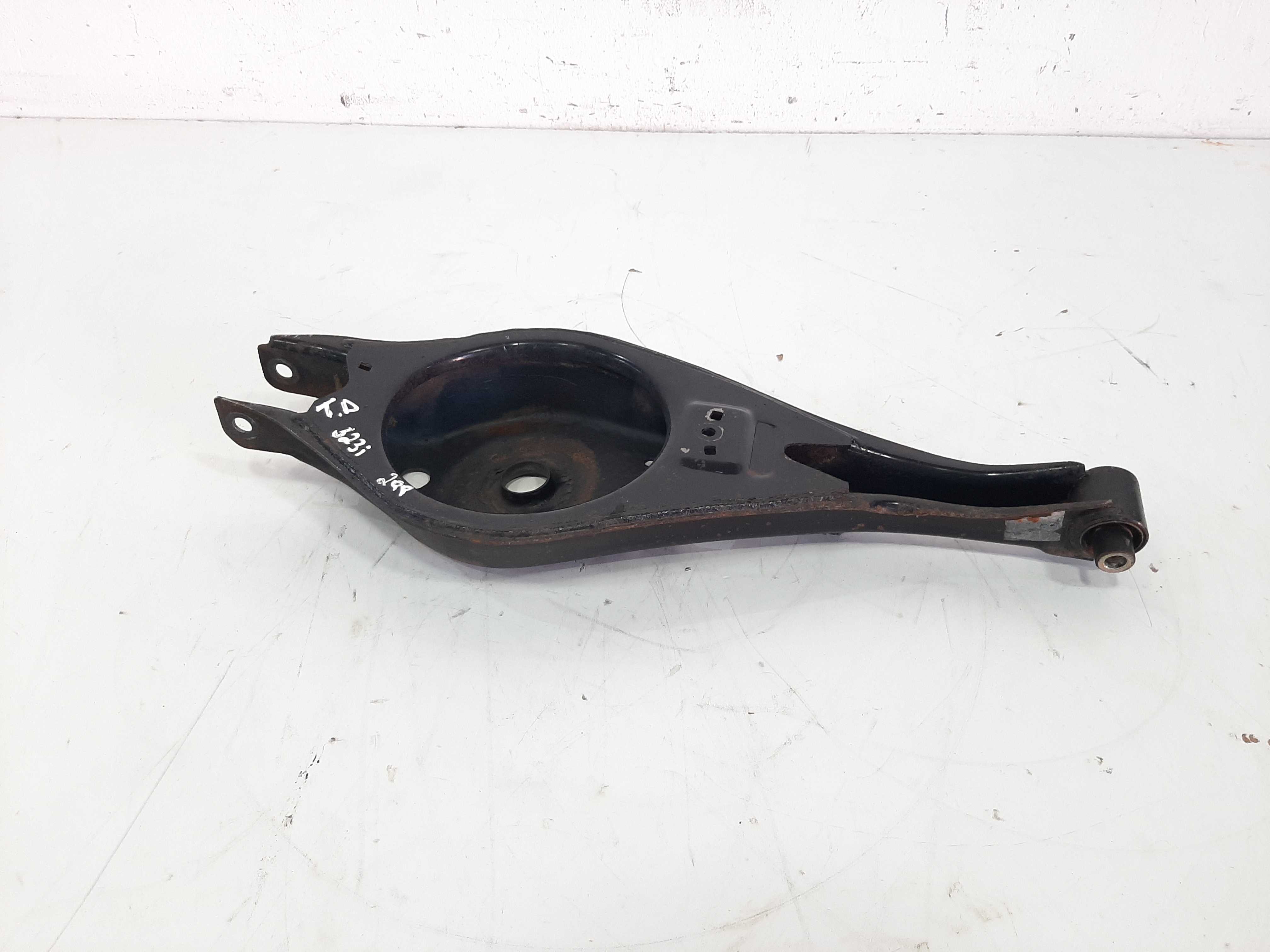 Bandeja Suspensão Traseiro Direito Bmw 323i 1991 1992 A 2000 4