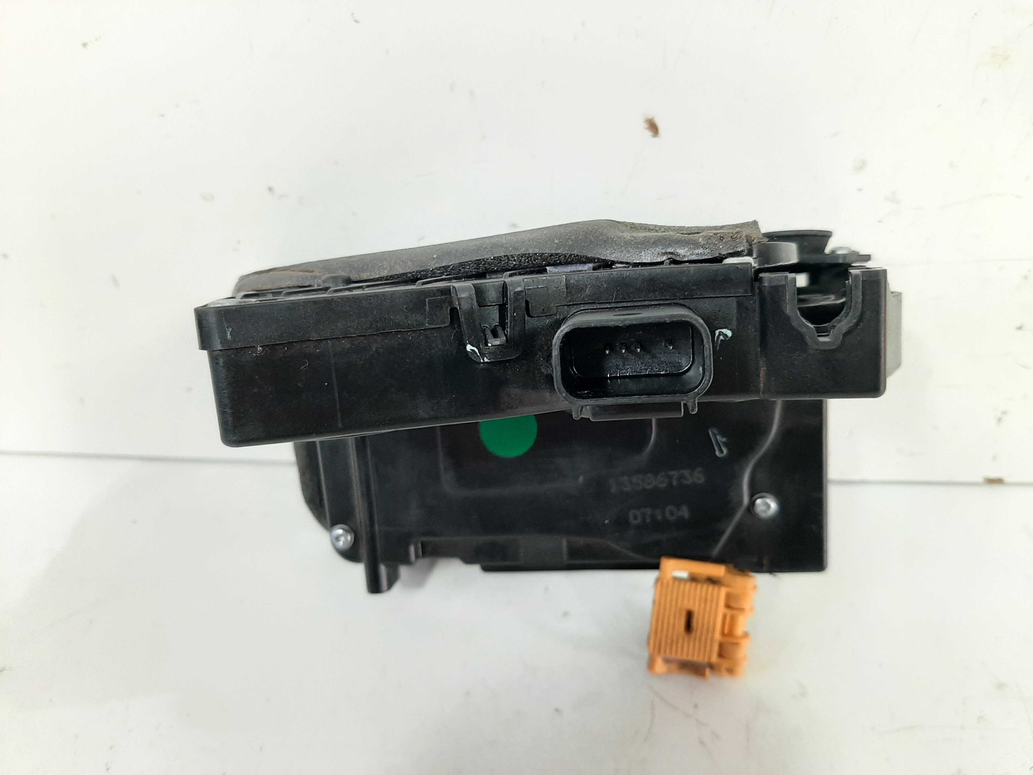 Fechadura Porta Dianteiro Direito Gm Spin 2012 2013 A 2017 8