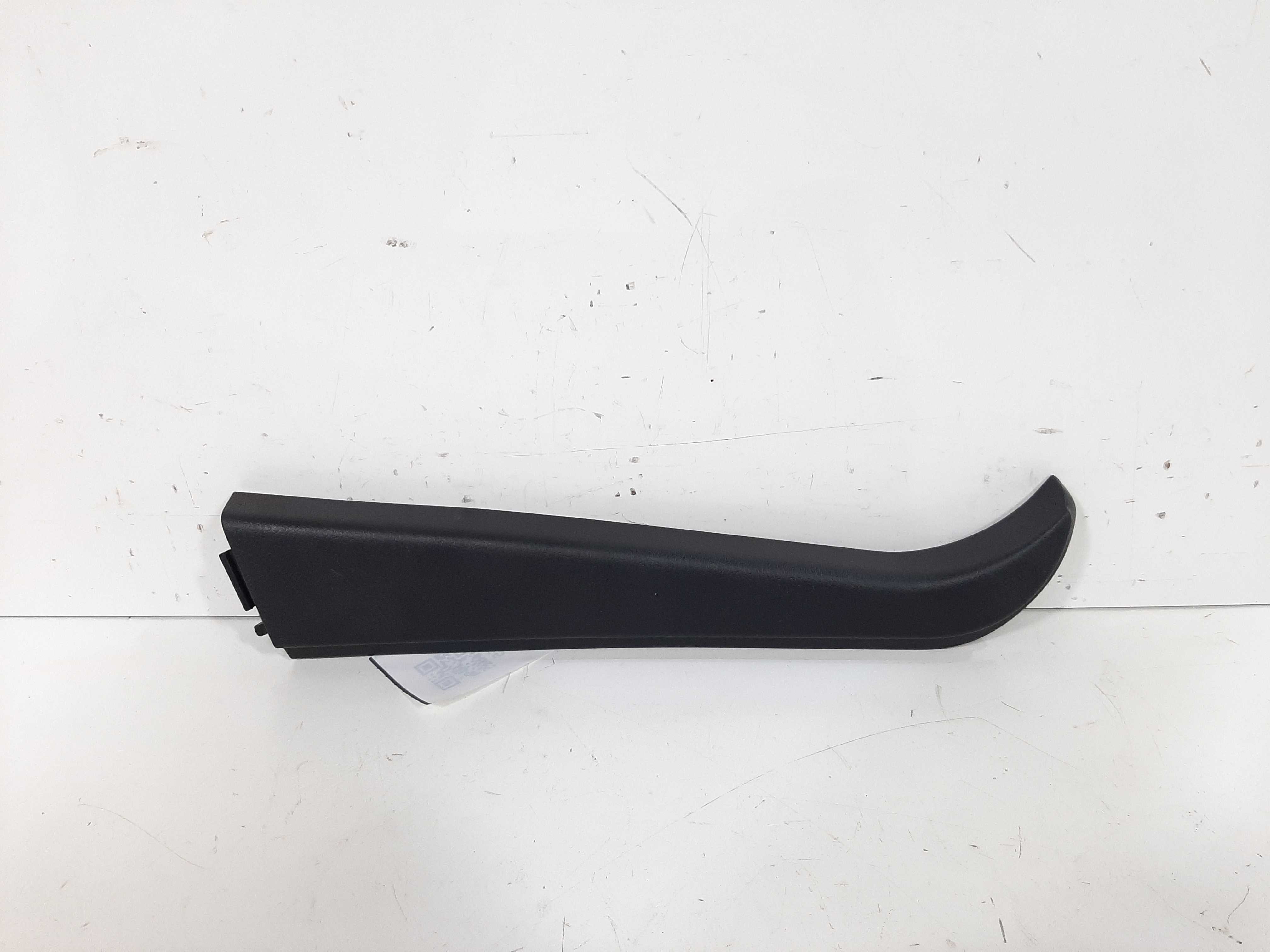 Moldura Coluna Porta Traseira Direita Renegade 2015 A 2021 2