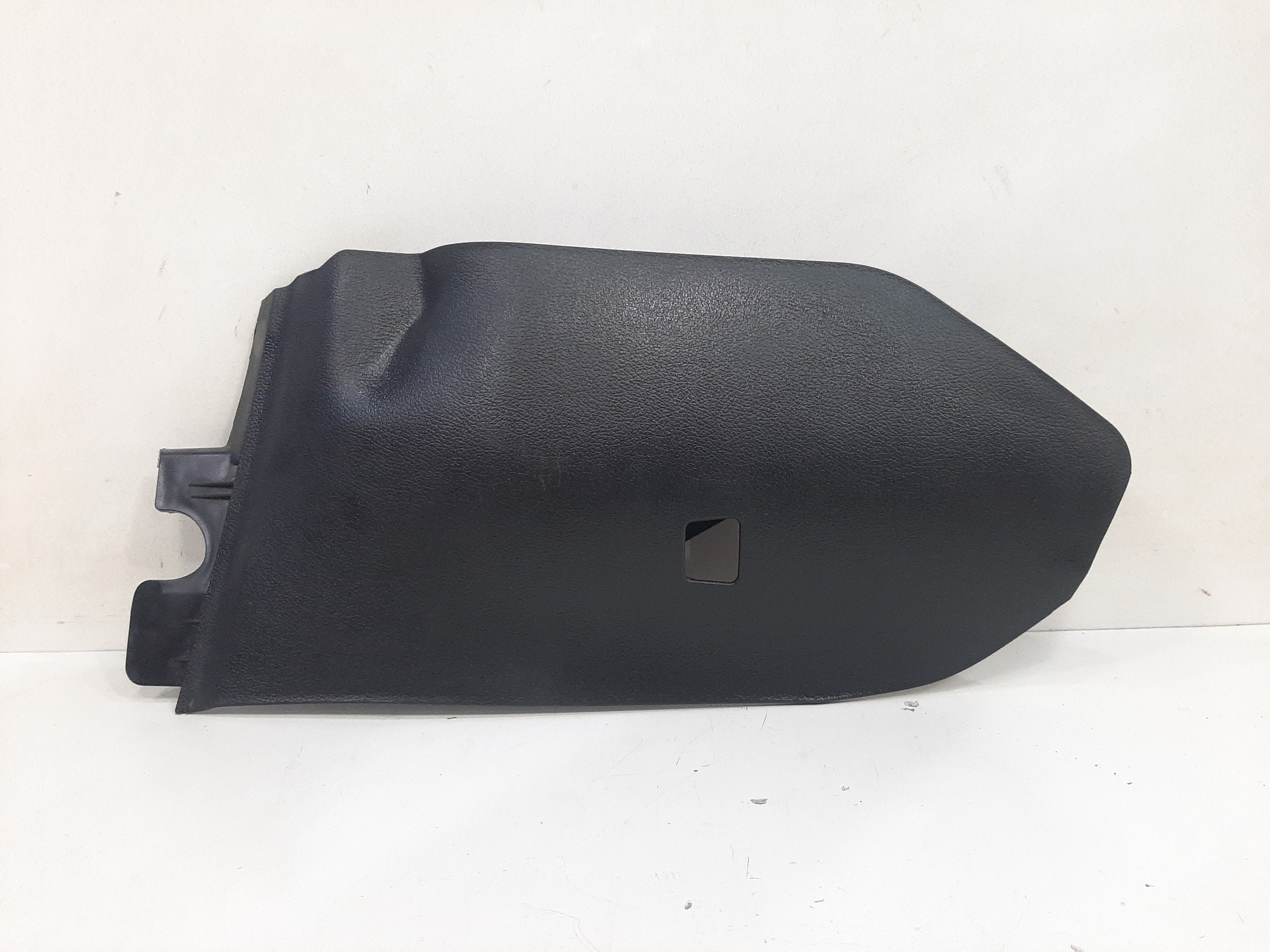 Acabamento Console Lado Direito Kia Cerato Sx3 2009 A 2013 9