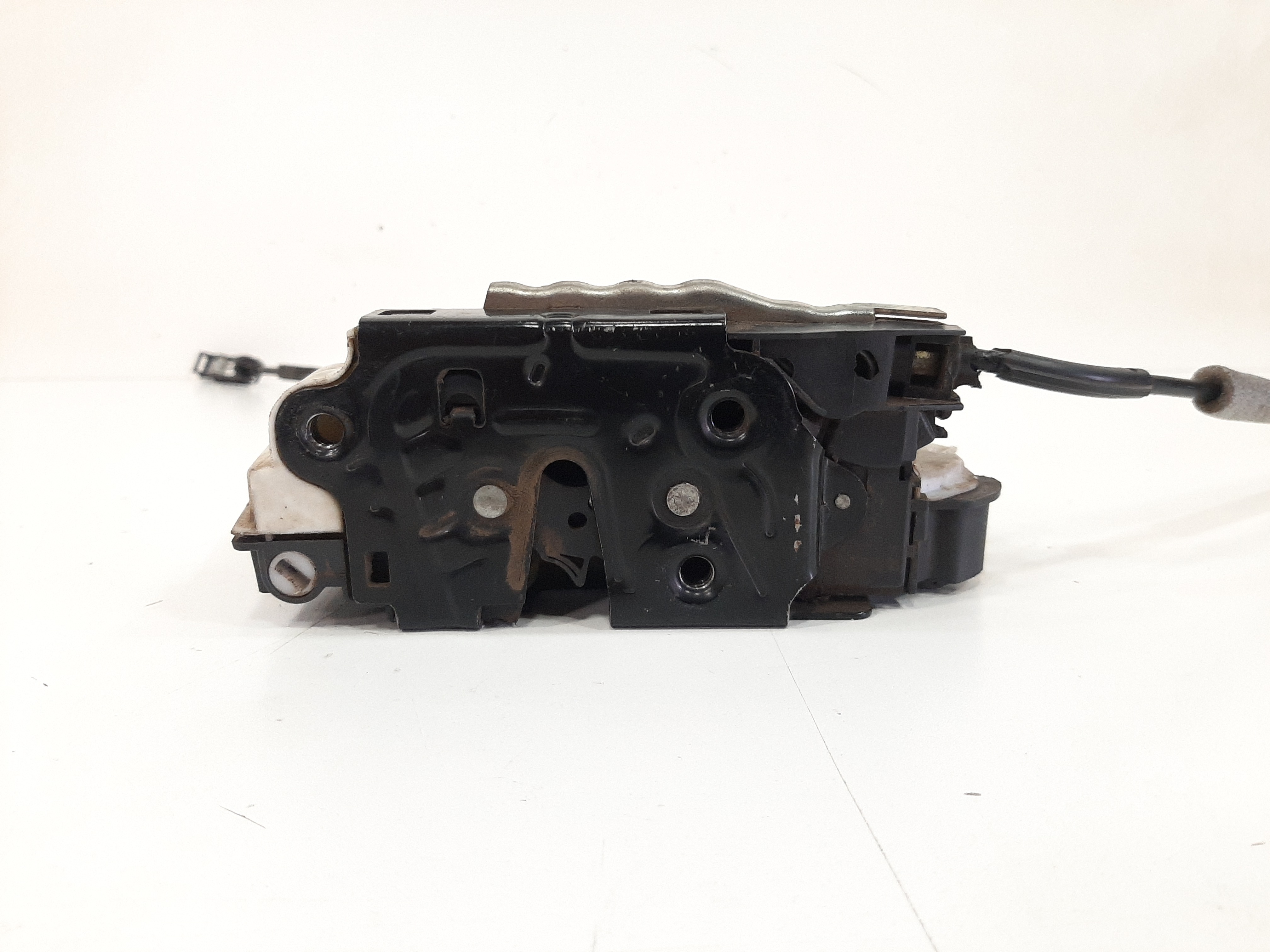 Fechadura Porta Dianteira Direita Vw Jetta 2.0 Tsi 2011 A 17 4