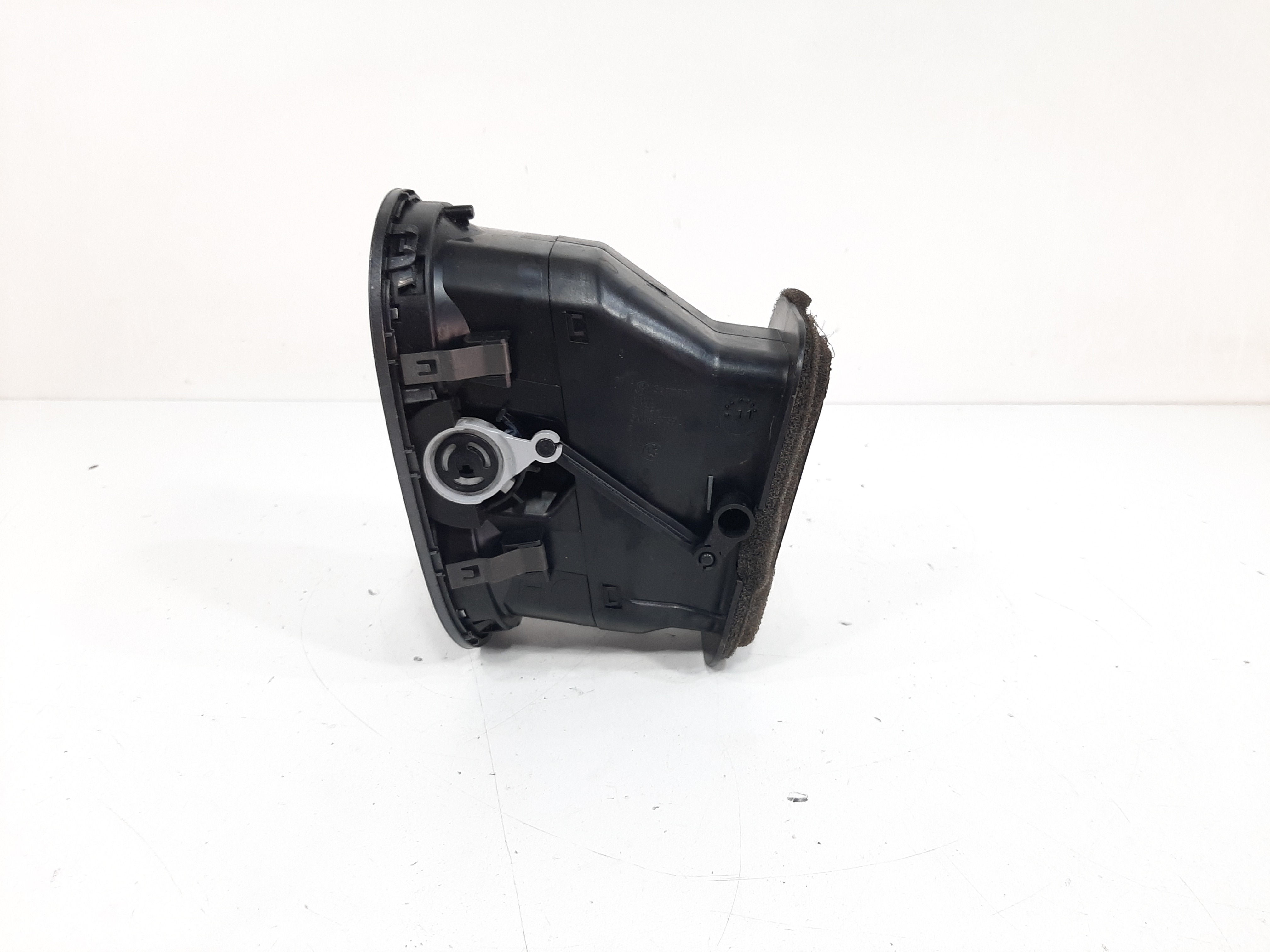 Difusor Ar Dianteiro Direito Vw Tiguan 2012 2013 2014 A 2017 1