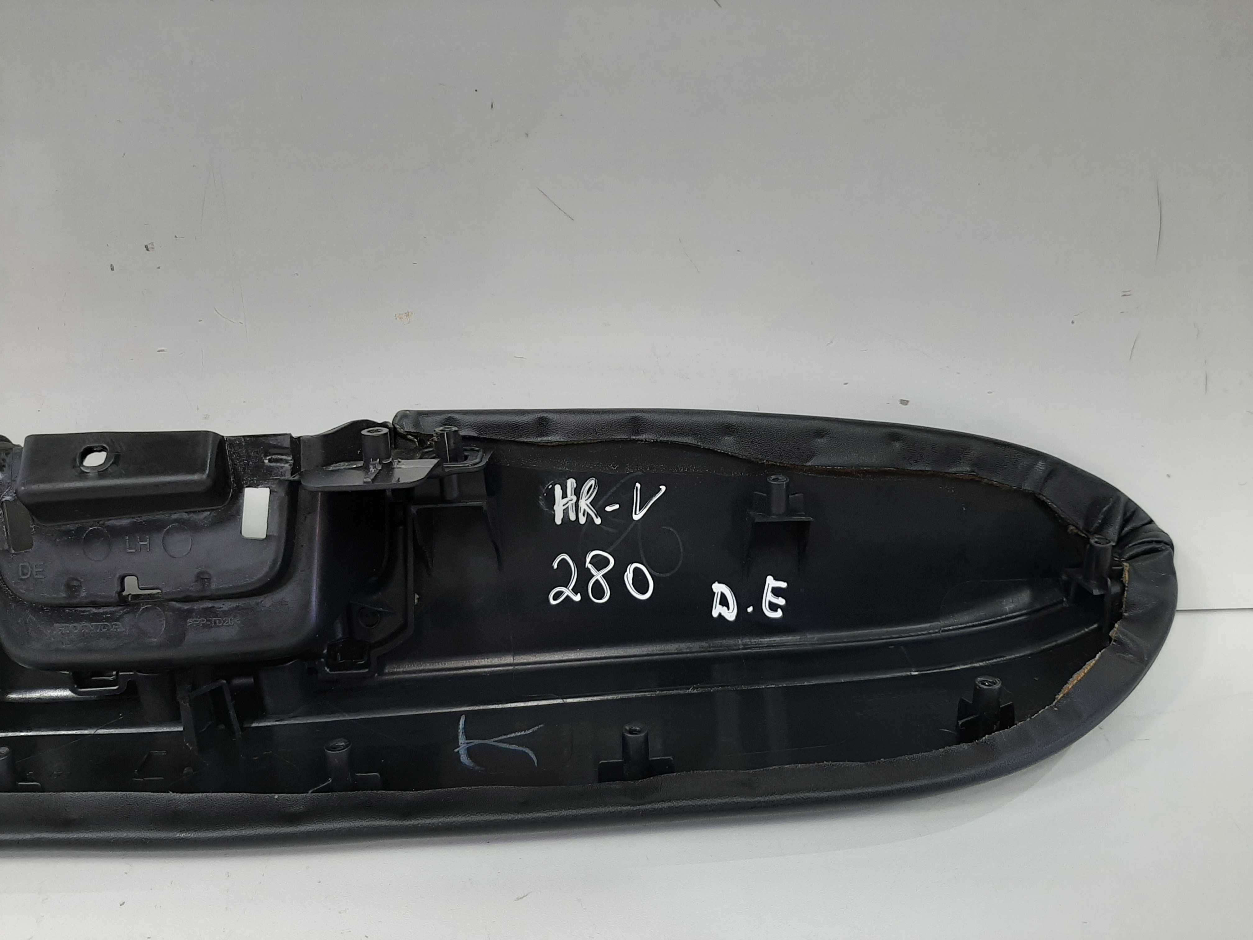 Moldura Comando Vidro Dianteiro Esquerdo Honda Hrv 15 A 2018 7