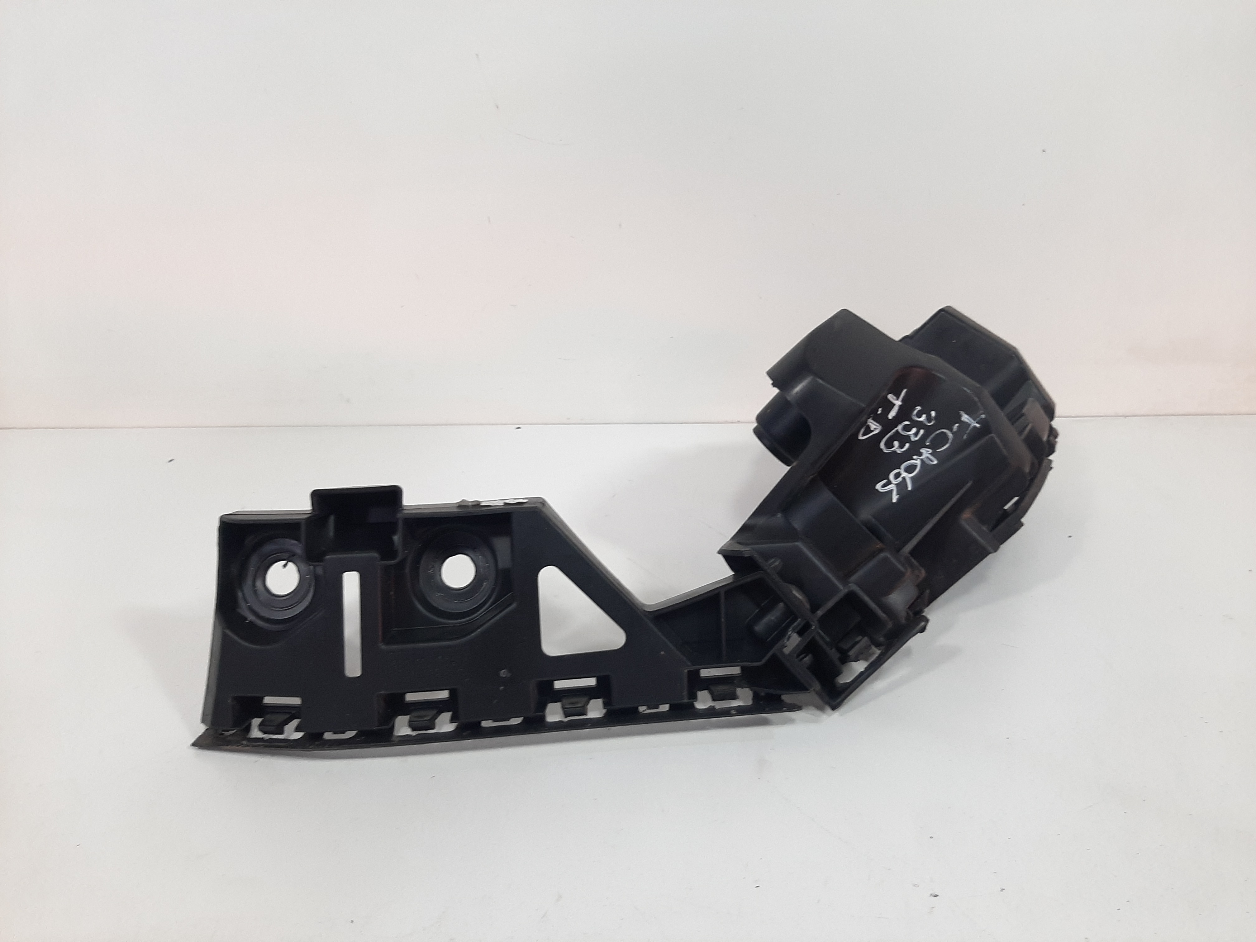 Guia Para-choque Traseiro Direito Vw T-cross 2019 2020 2022 6