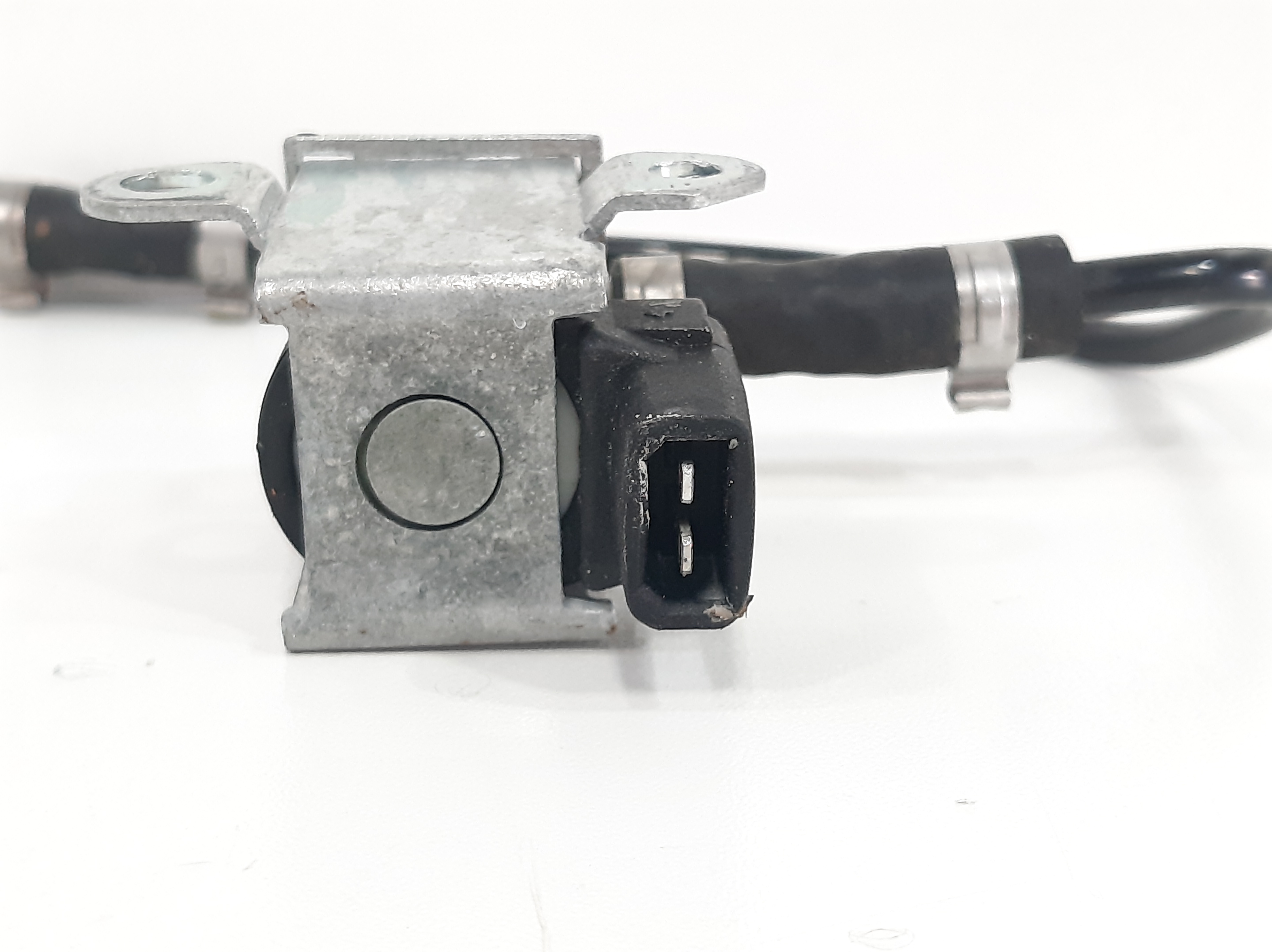 Válvula Solenoide Partida Frio Cruze 1.8 Ecotec 2011 A 2016 1