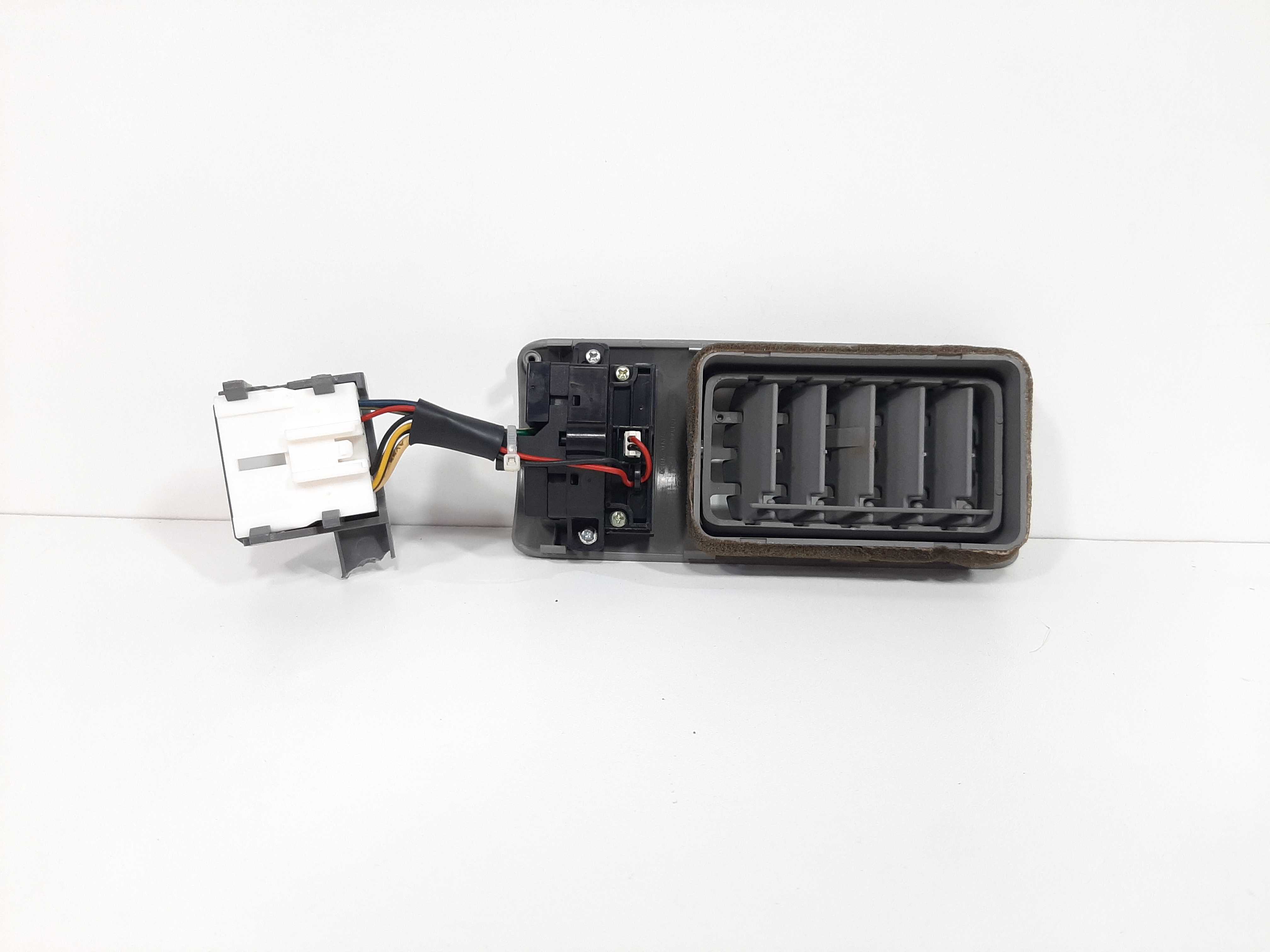 Difusor Ar Coluna Direita Hyundai Santa Fé 2006 2007 A 2013 2