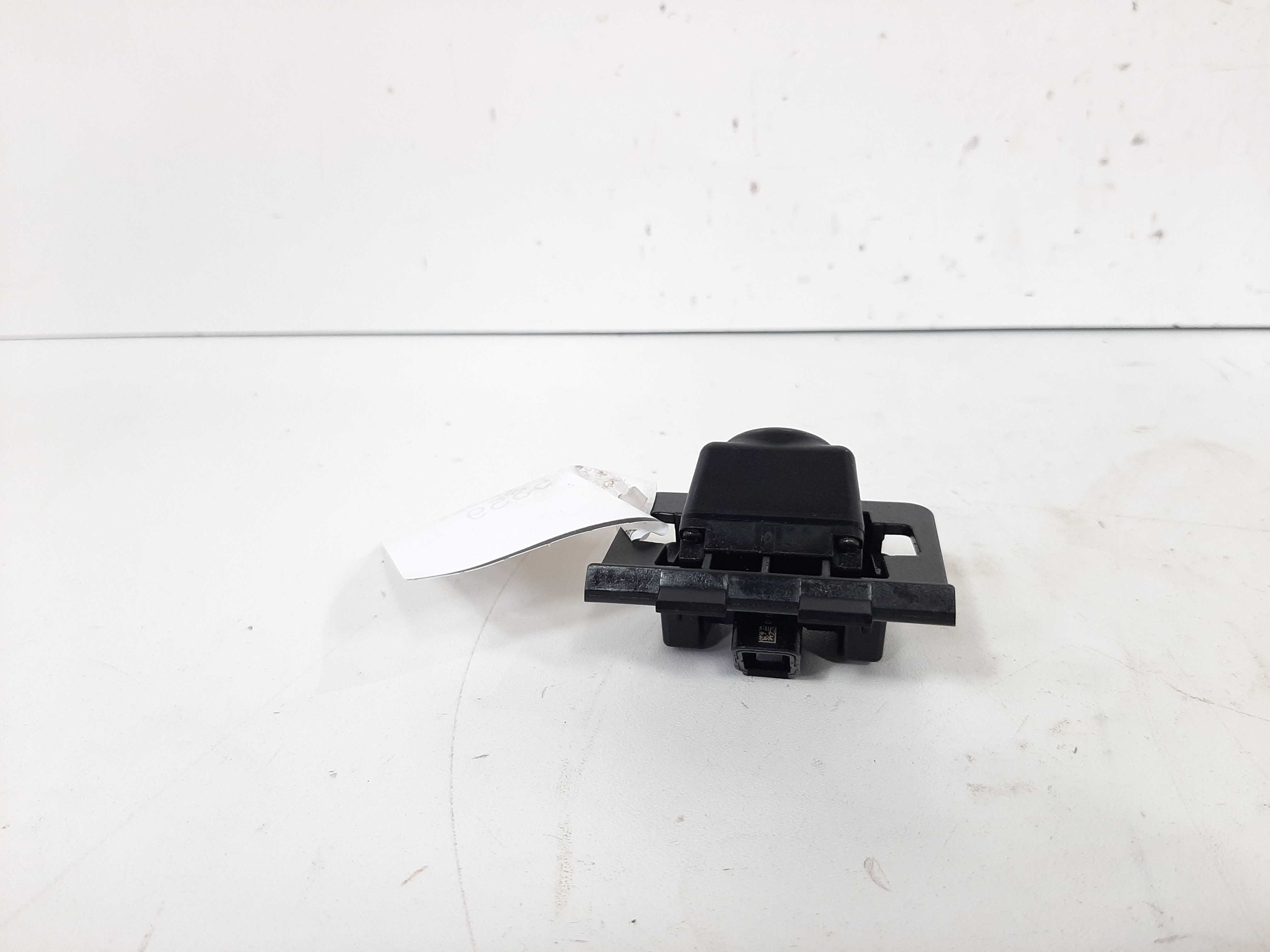 Camera Traseira Ré Gm Onix 2013 2014 2015 2016 2017 2018 3