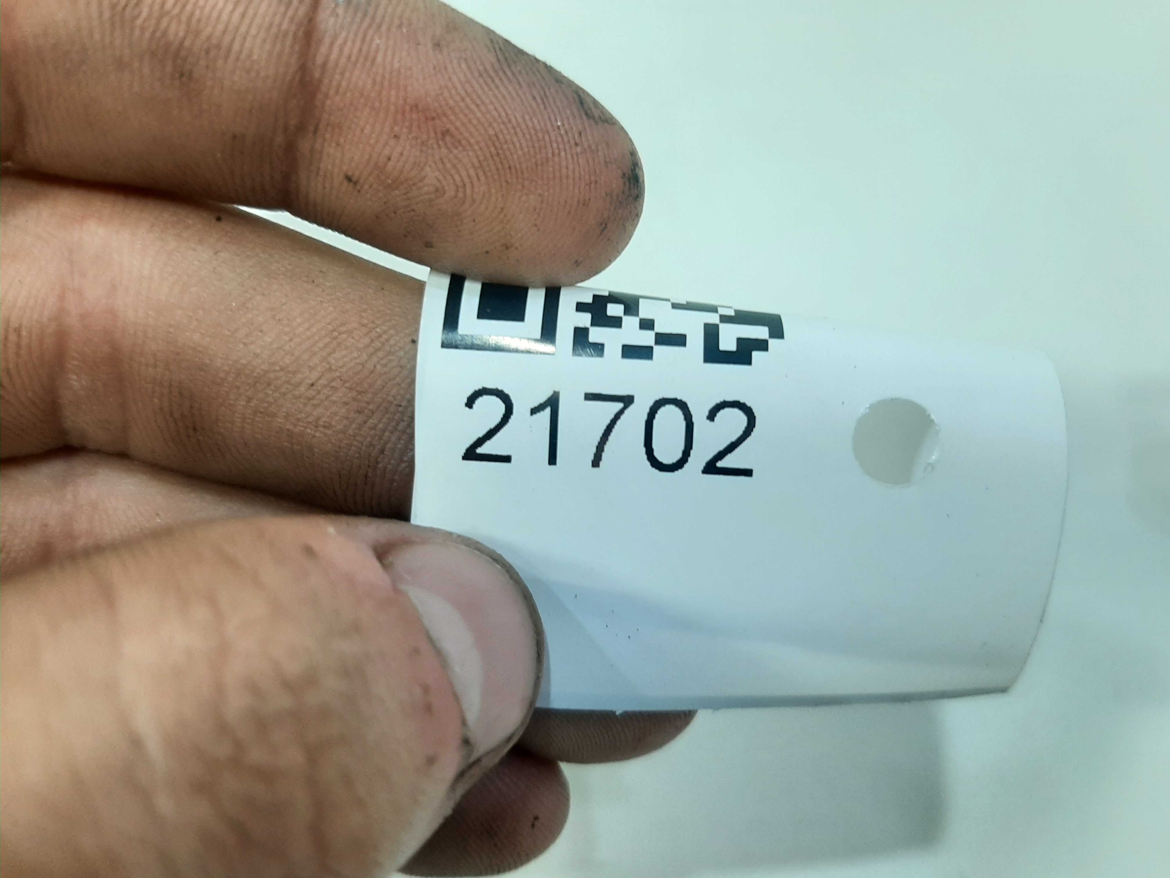 Limitador Porta Traseiro Esquerdo Gm Captiva 2008 A 2016 2