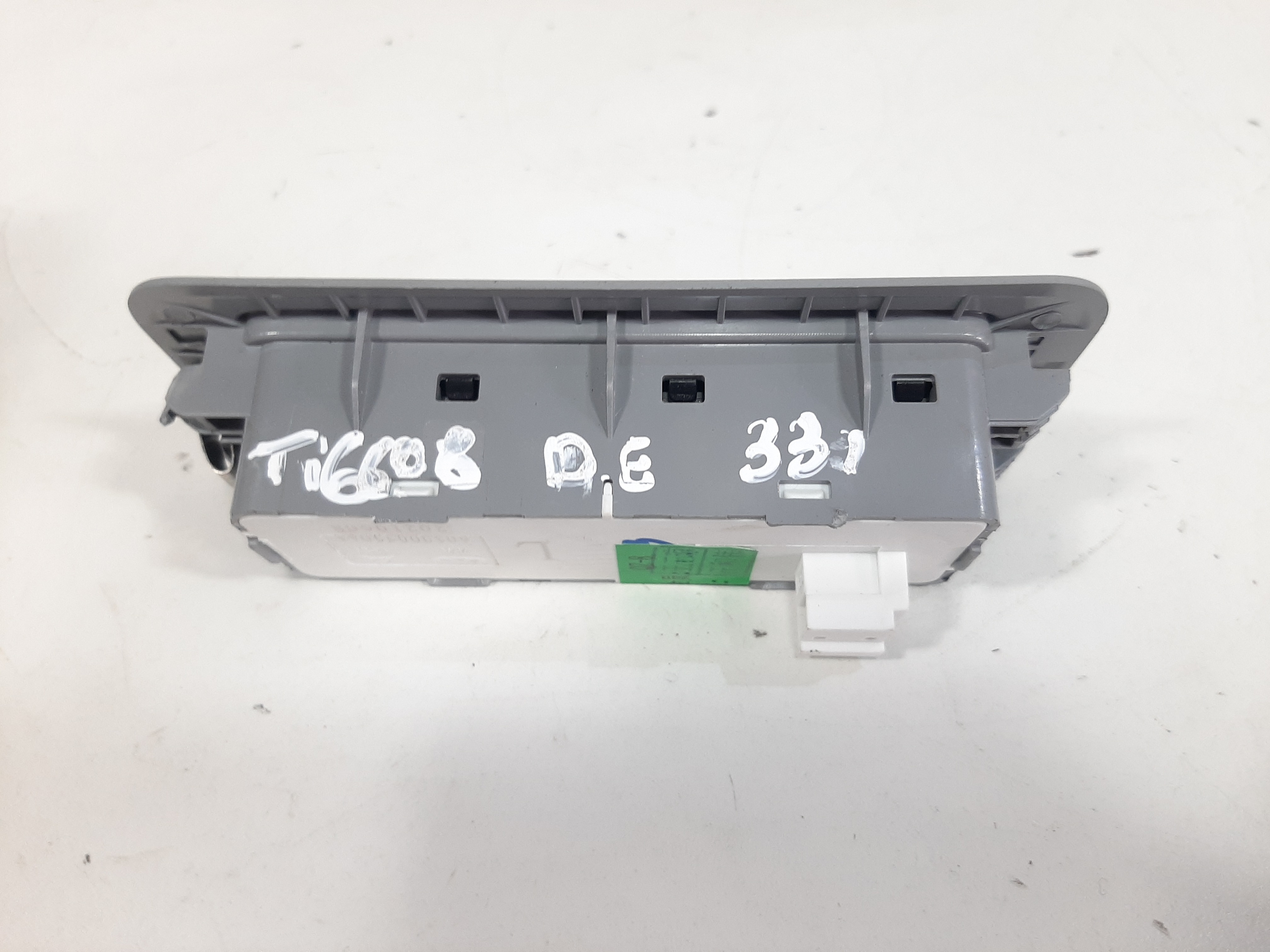 Luz Cortesia Dianteiro Esquerd Chery Tiggo 8 1.6 2019 A 2022 4