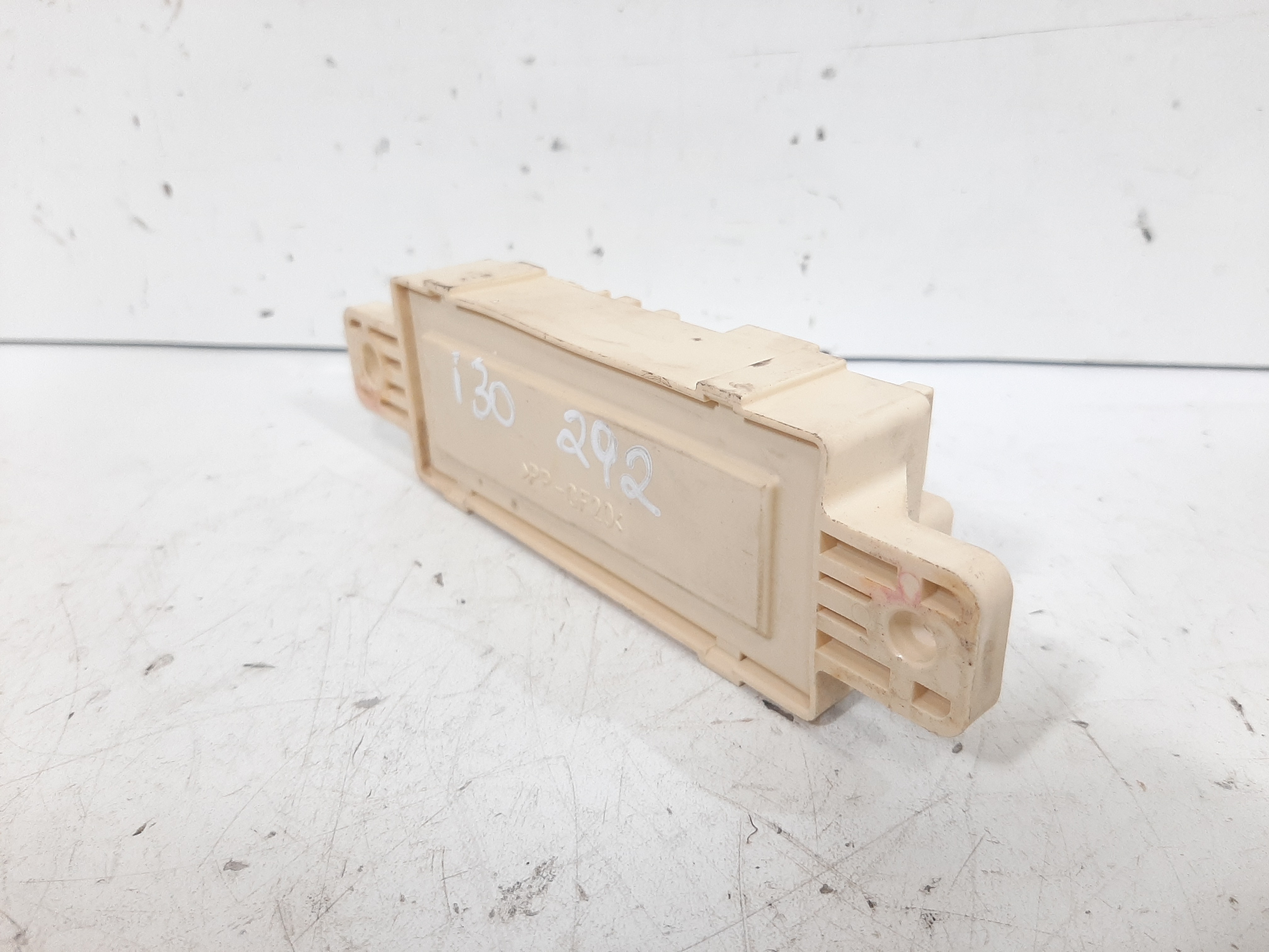 Modulo Central Trava Eletrica Hyundai I30 2009 2010 A 2012 4