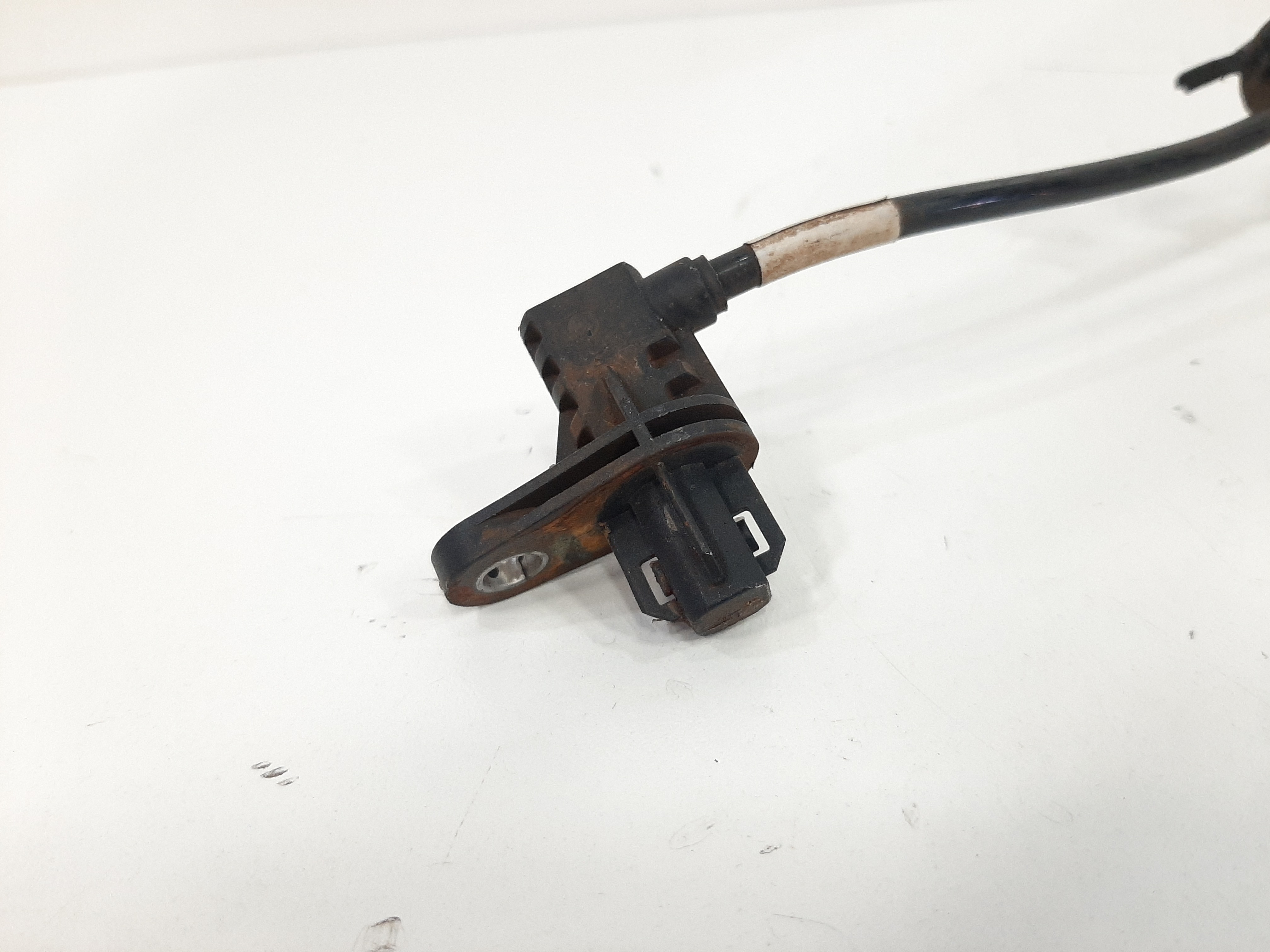Sensor Abs Dianteira Esquerda Kia Cerato Koup Aut 2011 A 13 6