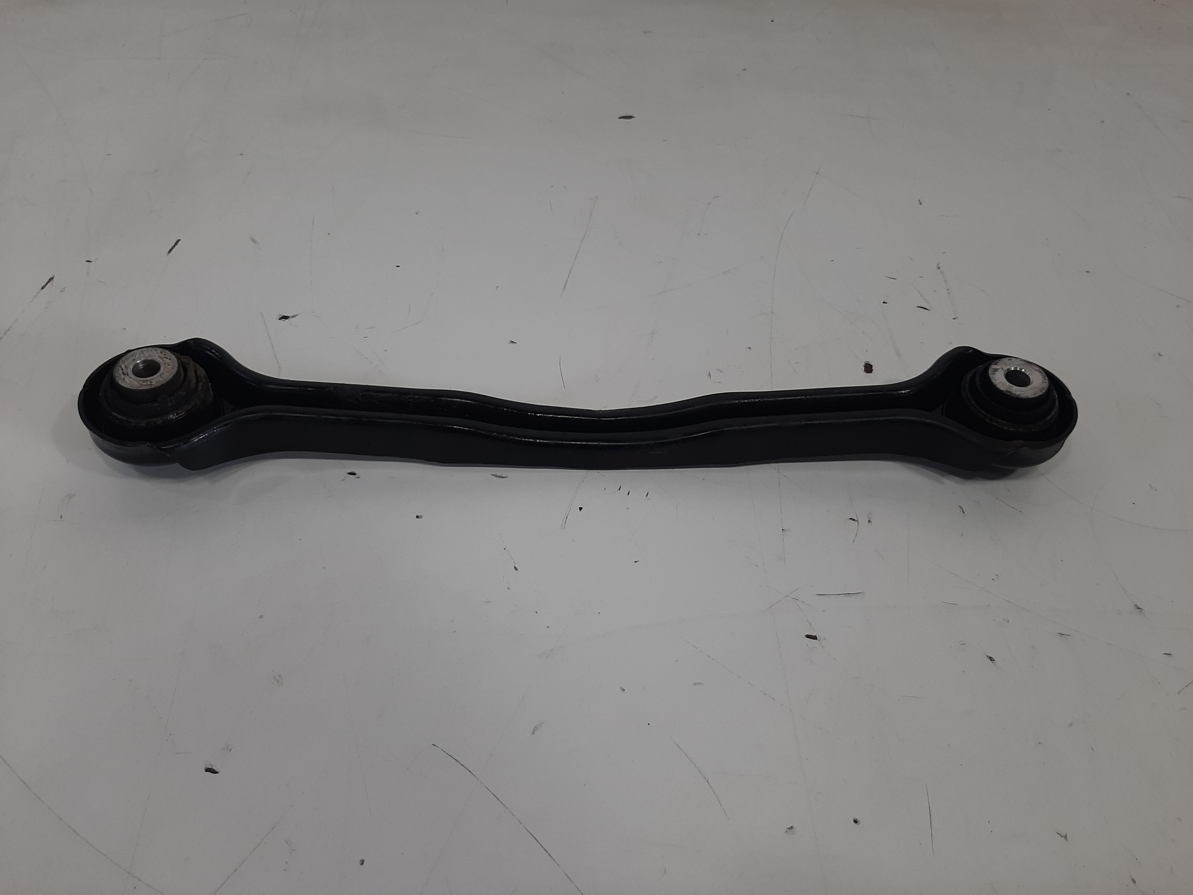 Braço Suspensão Traseiro Direito Bmw 118i 120i 2006 A 2012 2