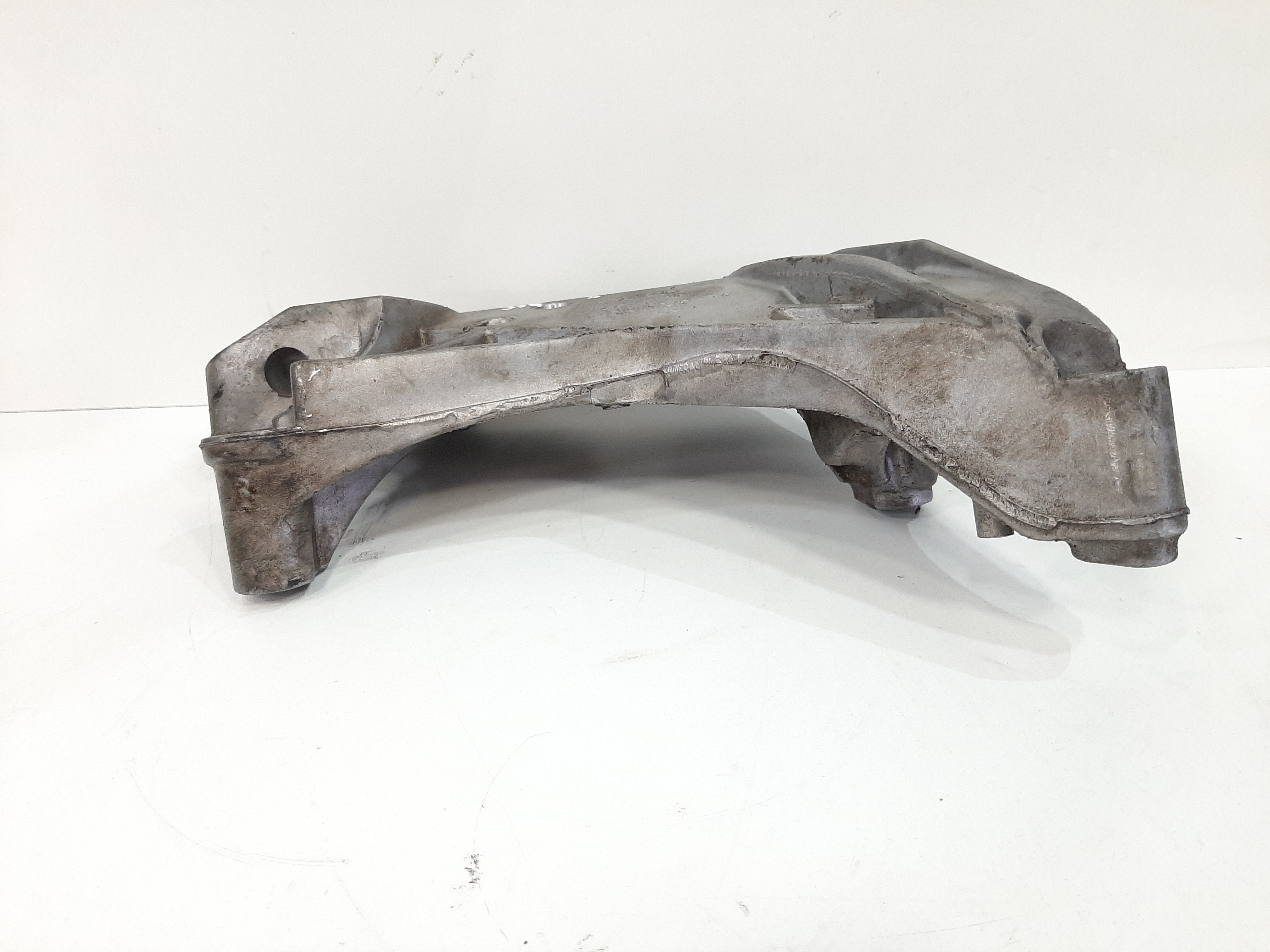 Suporte Coxim Motor Lado Direito Vw Jetta 2.0 Tsi 2011 A 17 5