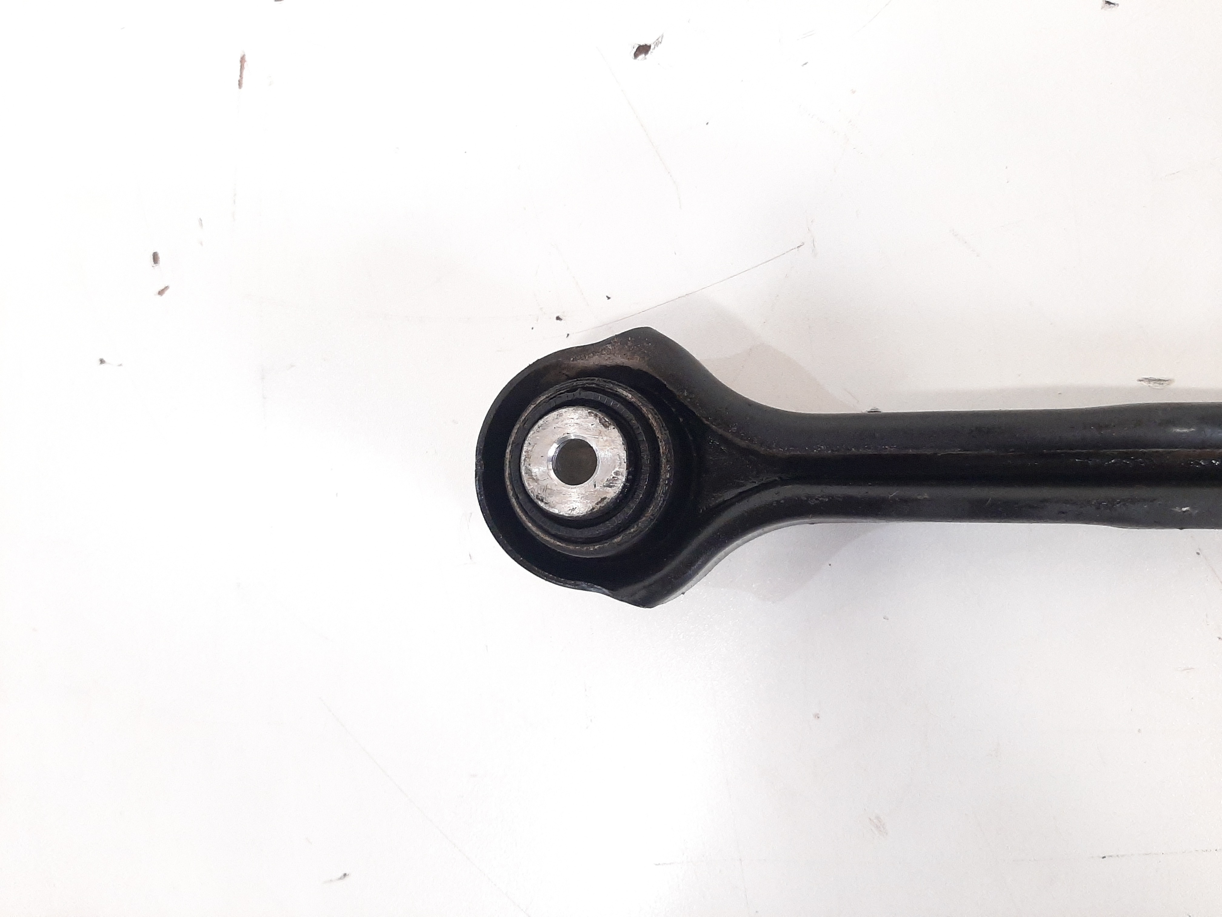 Braço Suspensão Traseiro Direito Bmw 118i 120i 2006 A 2012 3