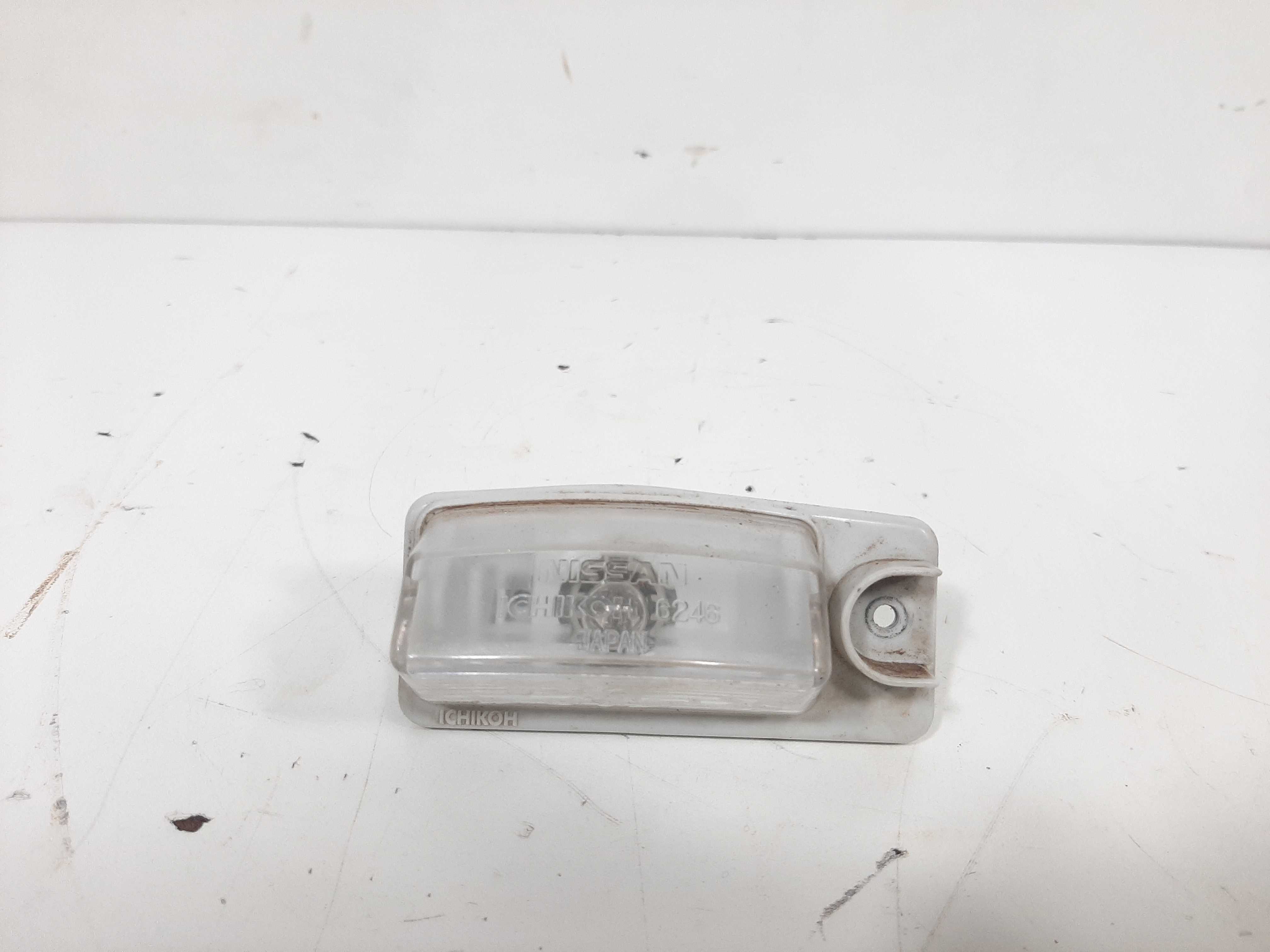 Luz Placa Traseira Nissan Sentra 2008 2009 2010 2011 2013 1