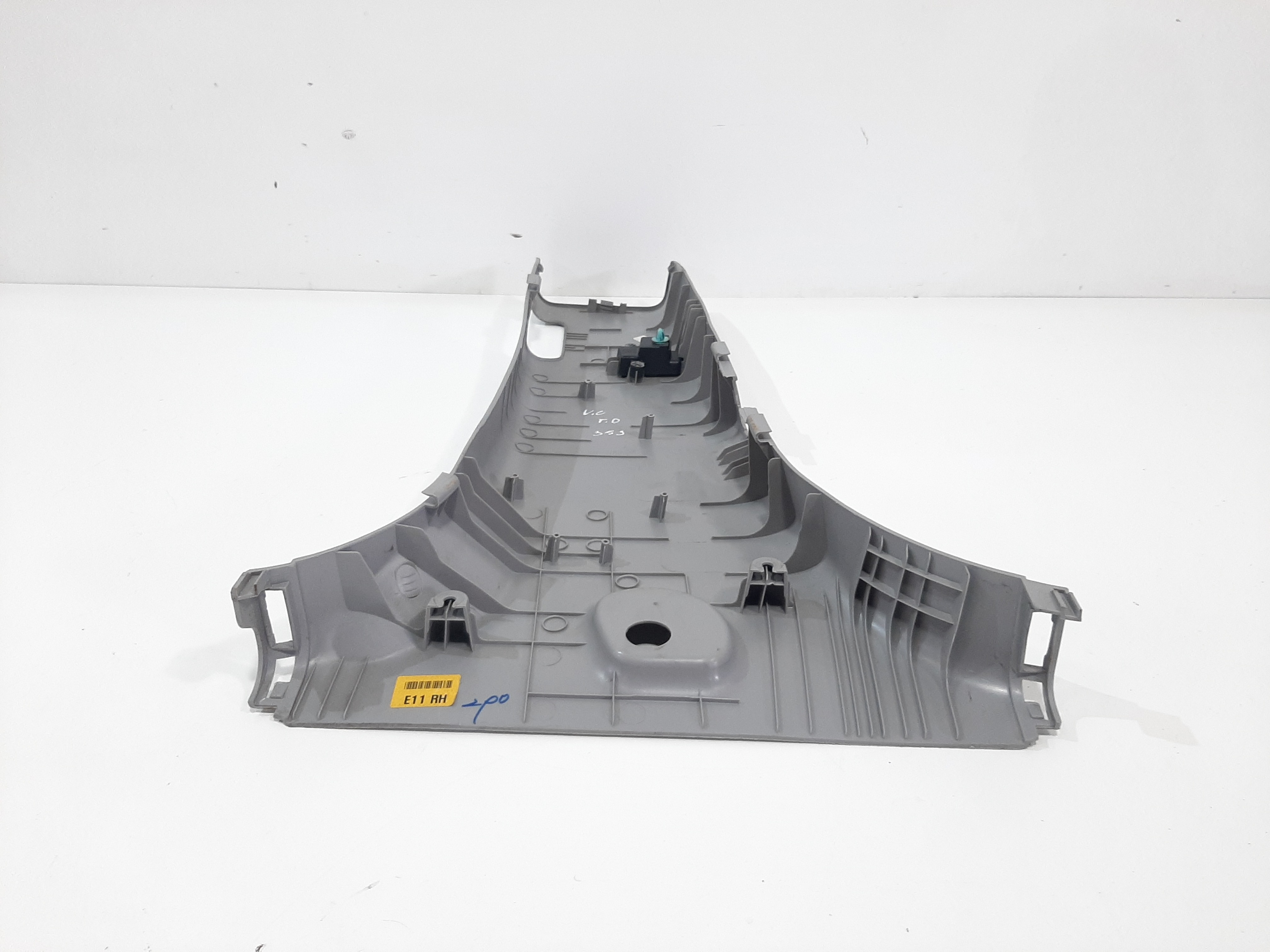 Moldura Coluna Lateral Direita Hyundai Veracruz 2007 A 2012 9