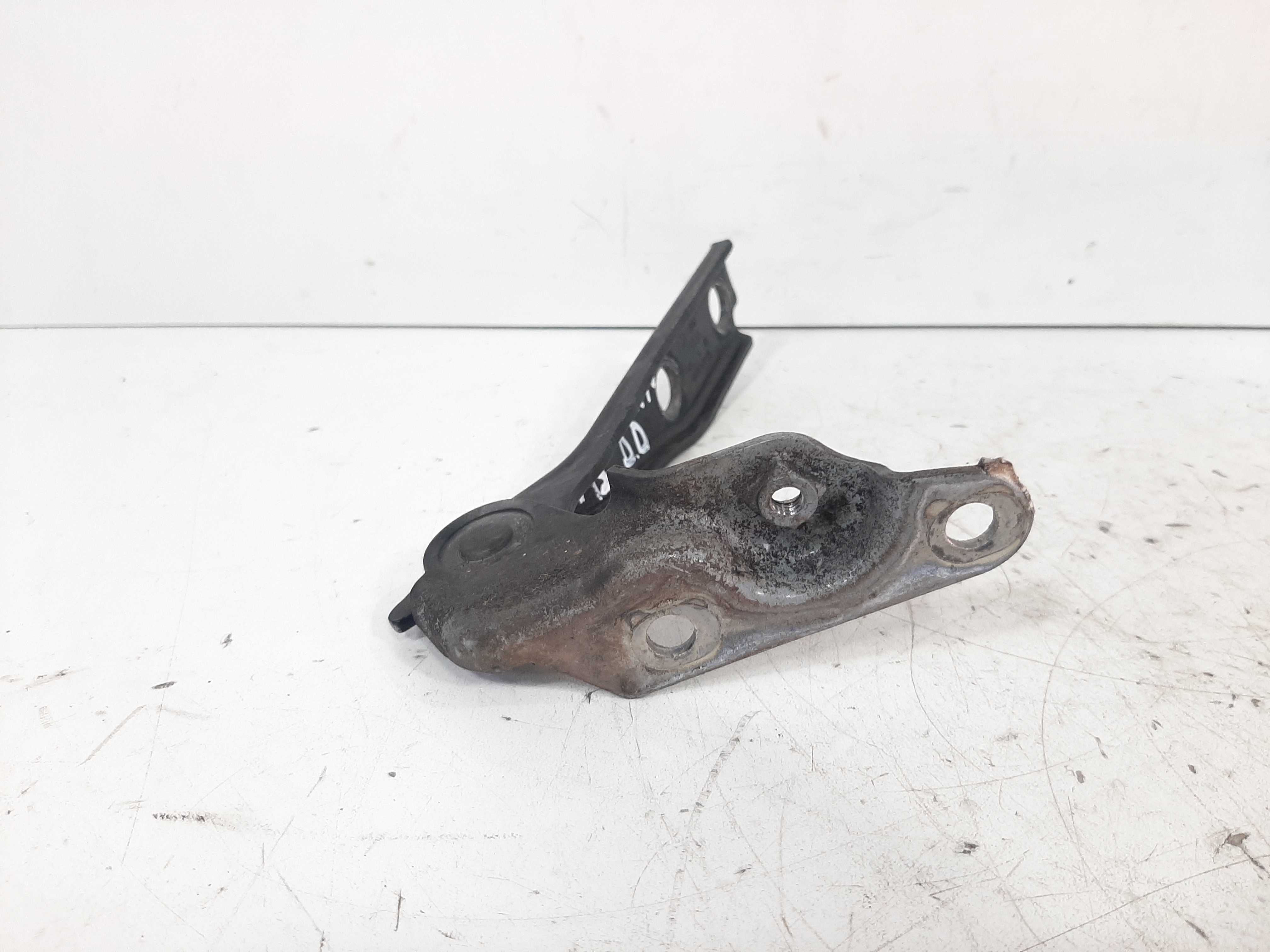 Dobradiça Capo Dianteira Direita Audi A3 1999 A 2004 7