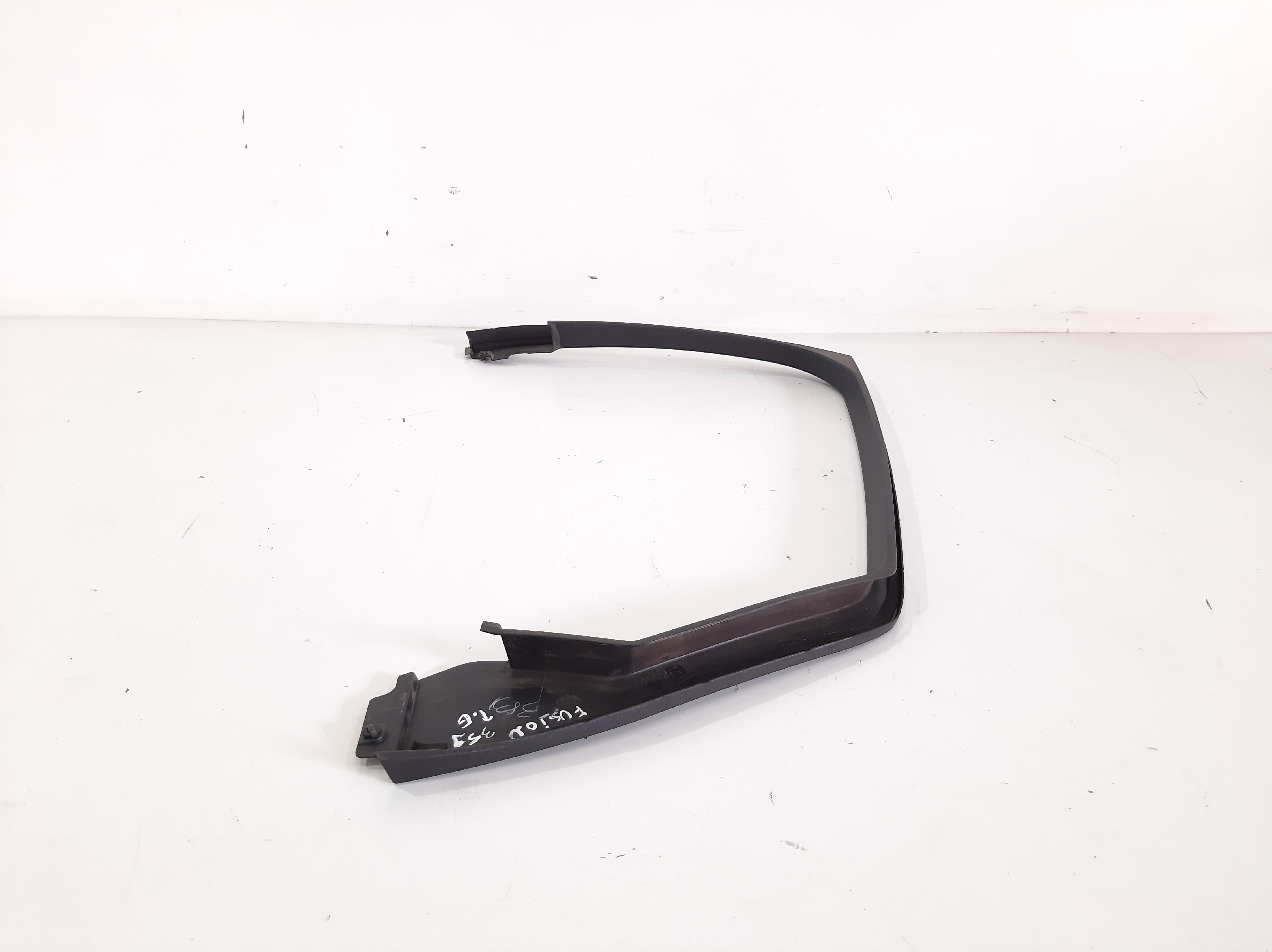 Moldura Arco Porta Traseira Esquerda Ford Fusion 2014 A 2019 4