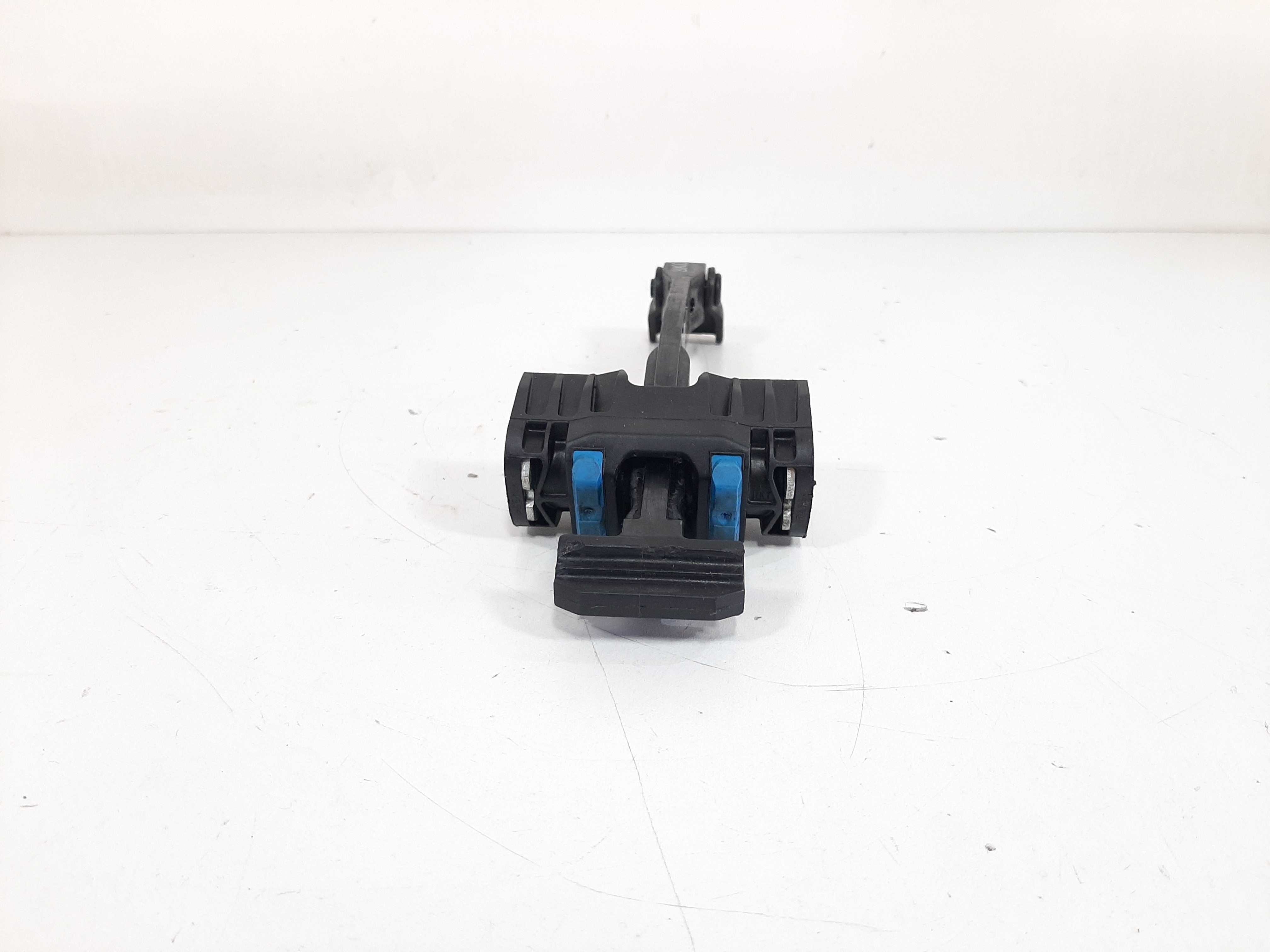 Limitador Porta Dianteira Direita Audi A4 2013 2014 2015 2
