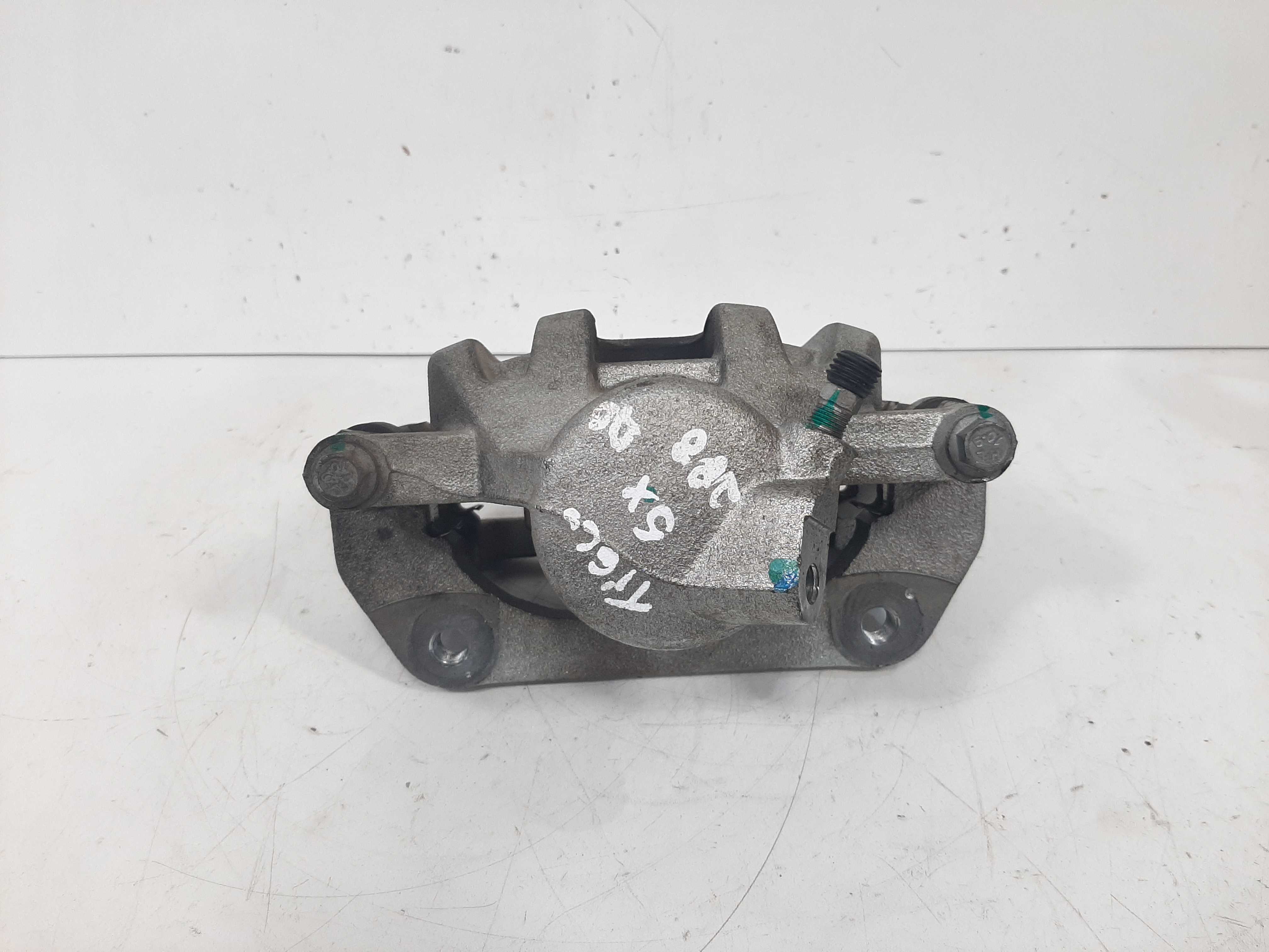 Pinça Dianteira Direita Tiggo 5x 1.5 2019 2020 A 2023 4