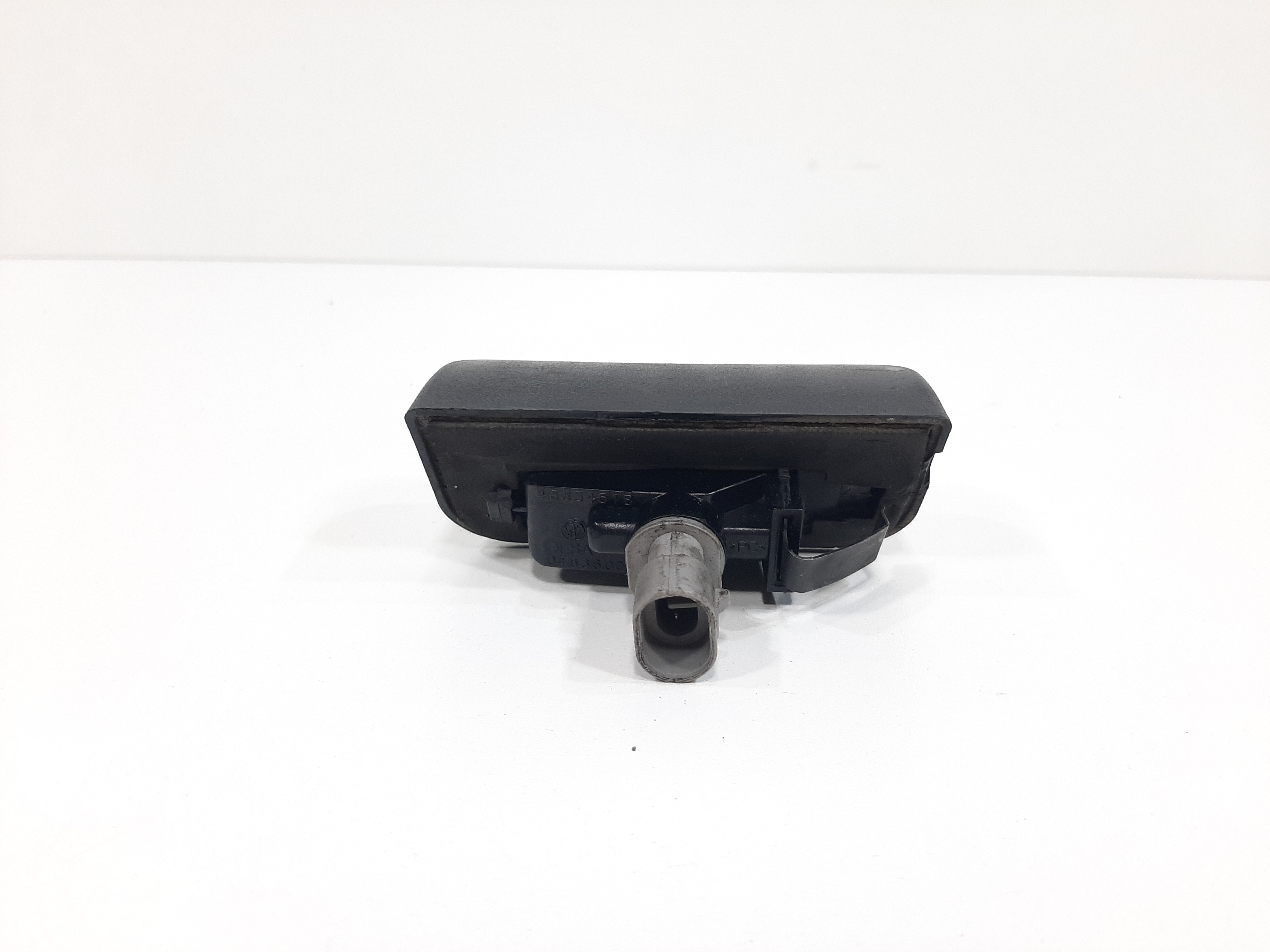 Luz Placa Fiat Uno Vivace Fiorino Doblo 46834518 0463600 6