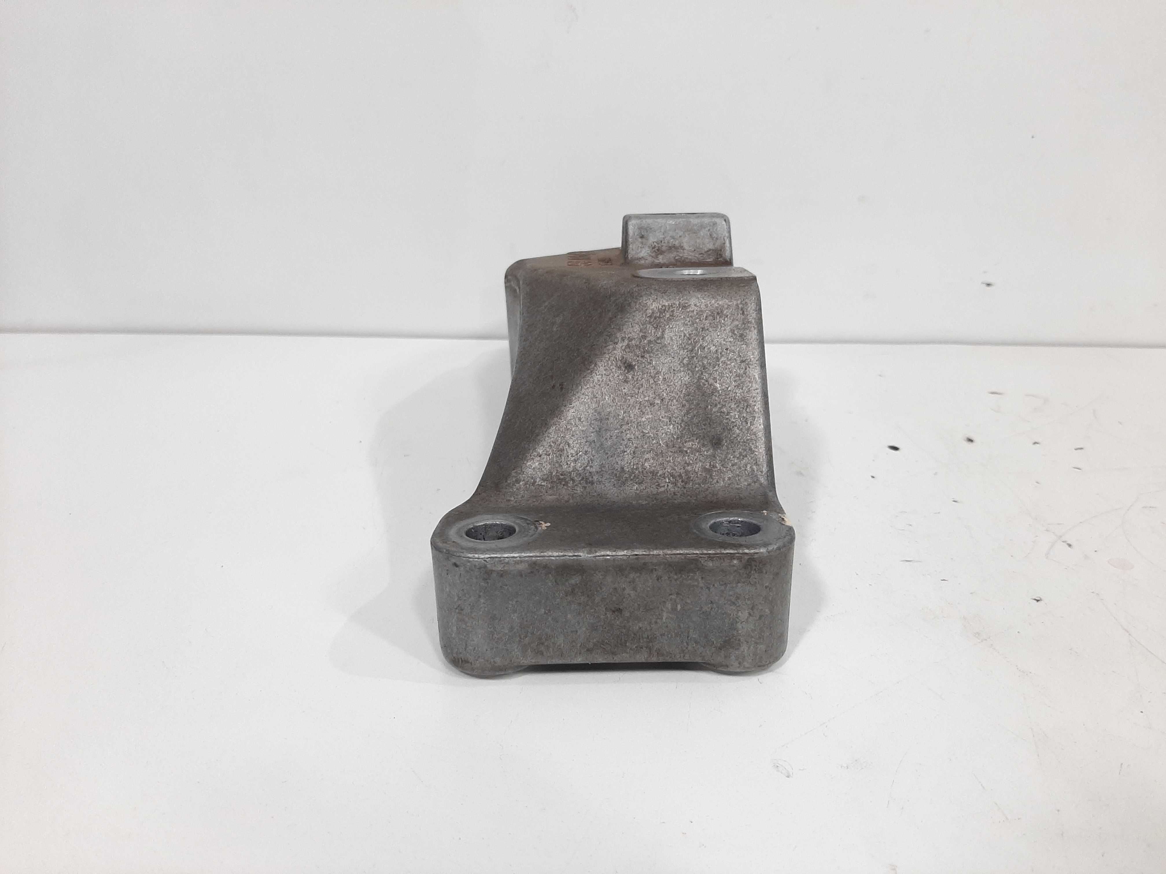 Suporte Motor Vw Jetta 2012 2013 2014 2015 2016 2017 2018 5