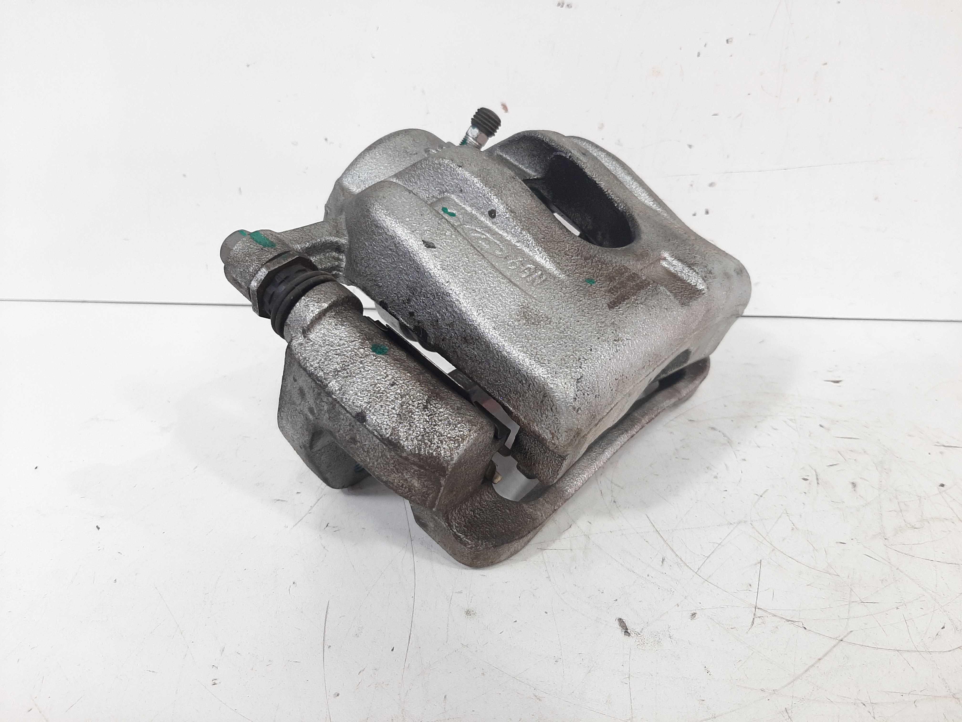 Pinça Dianteira Esquerda Tiggo 5x 1.5 2019 2020 A 2023 6