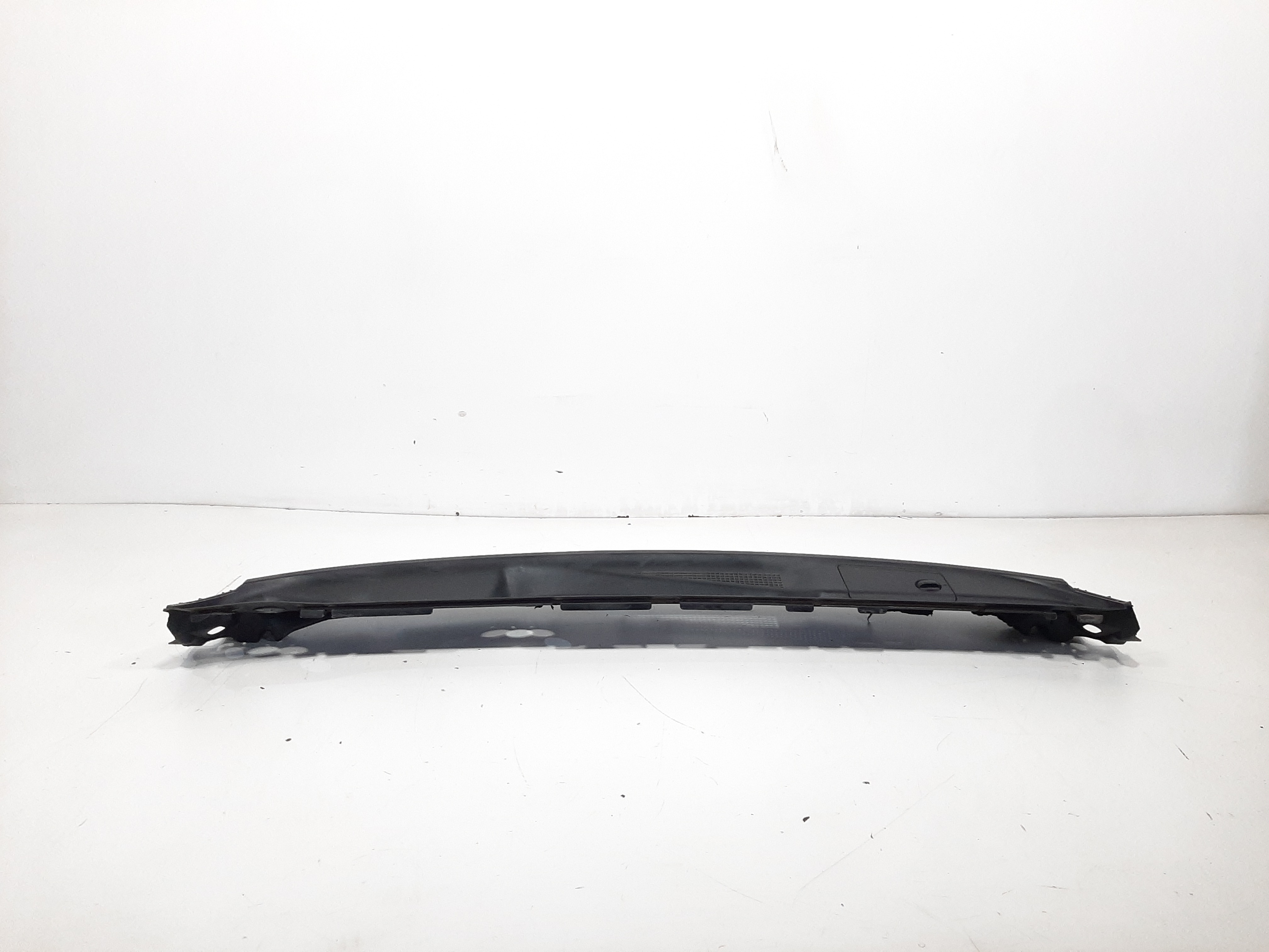 Acabamento Churrasqueira Nissan Livina 2010 2011 2012 A 2014 2