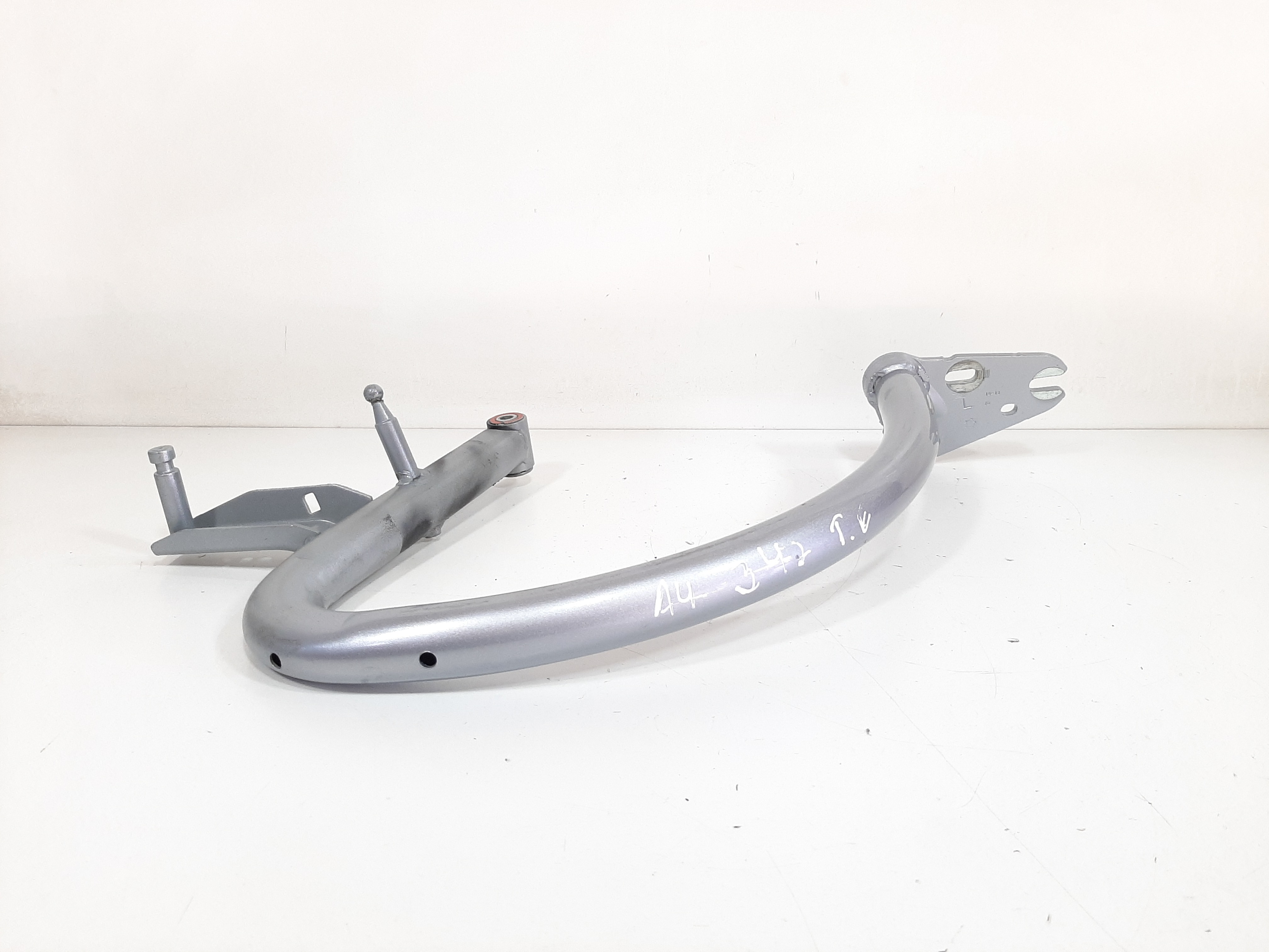 Dobradiça Esquerda Porta Malas Audi A4 2013 2014 2015 2016 2