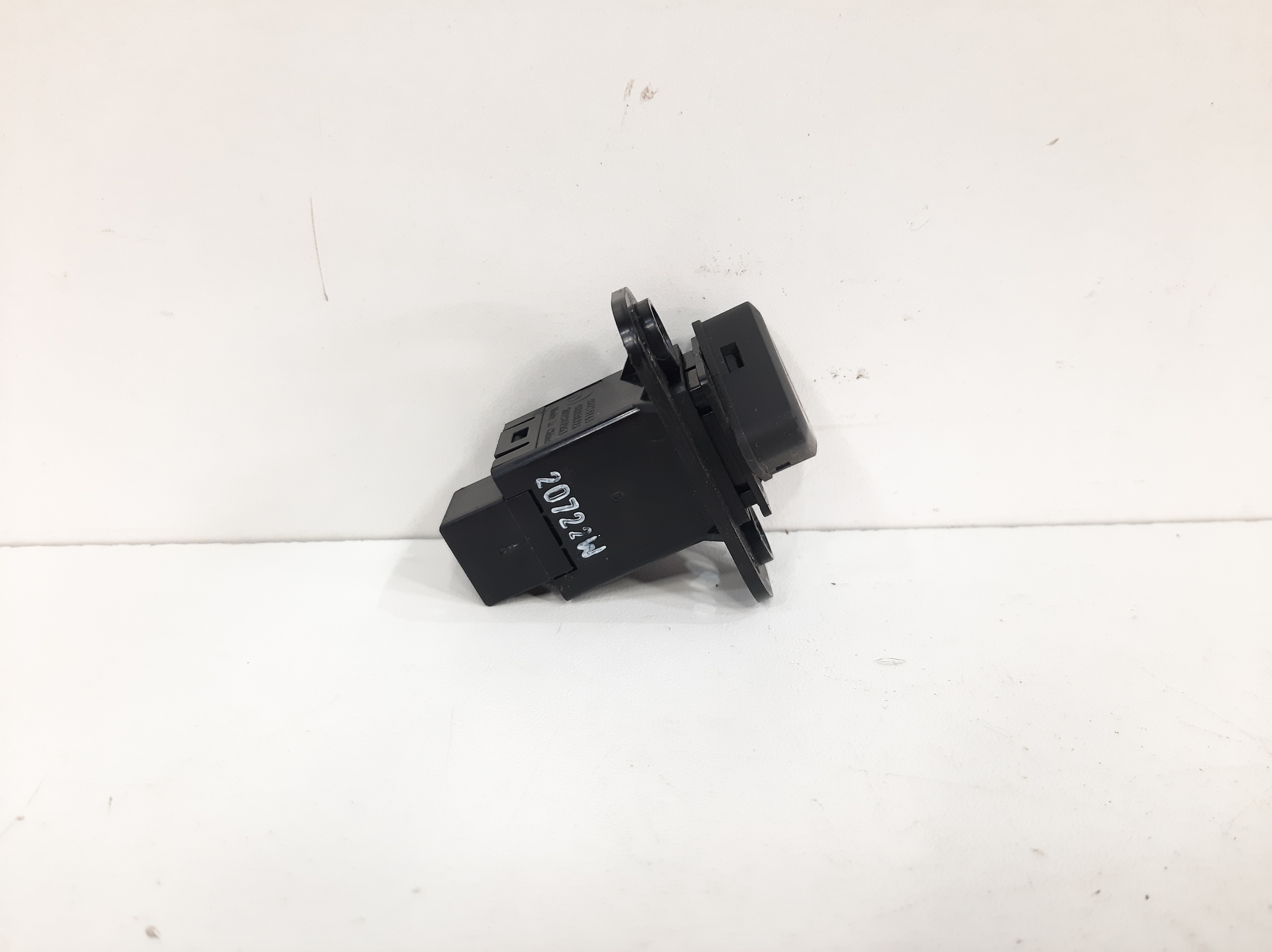 Botão Alerta Gm Chevrolet Cruze 1.8 2011 A 2016 95214143 7