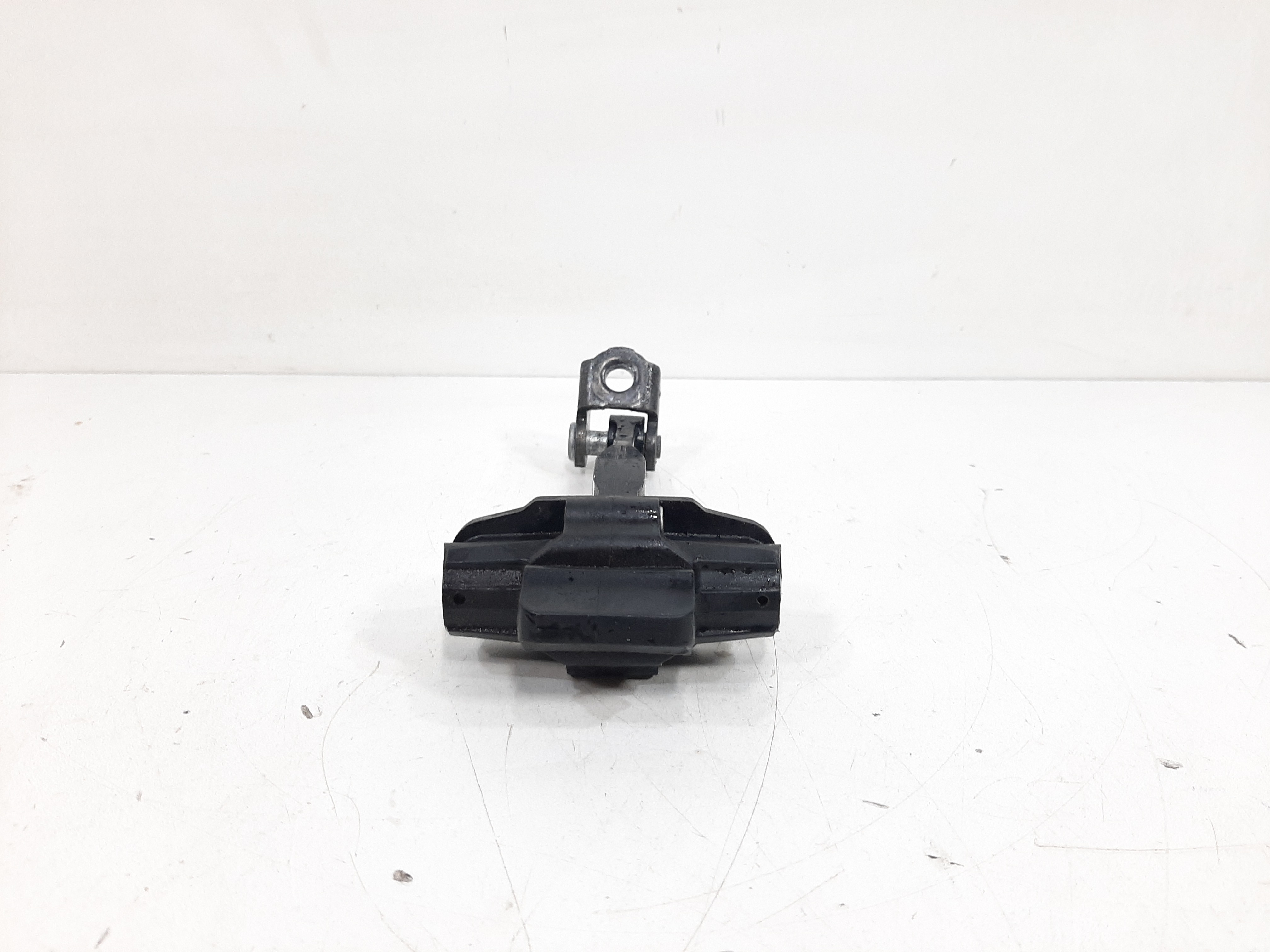 Limitador Porta Traseira Direita Ford Focus 2014 2015 A 2018 1