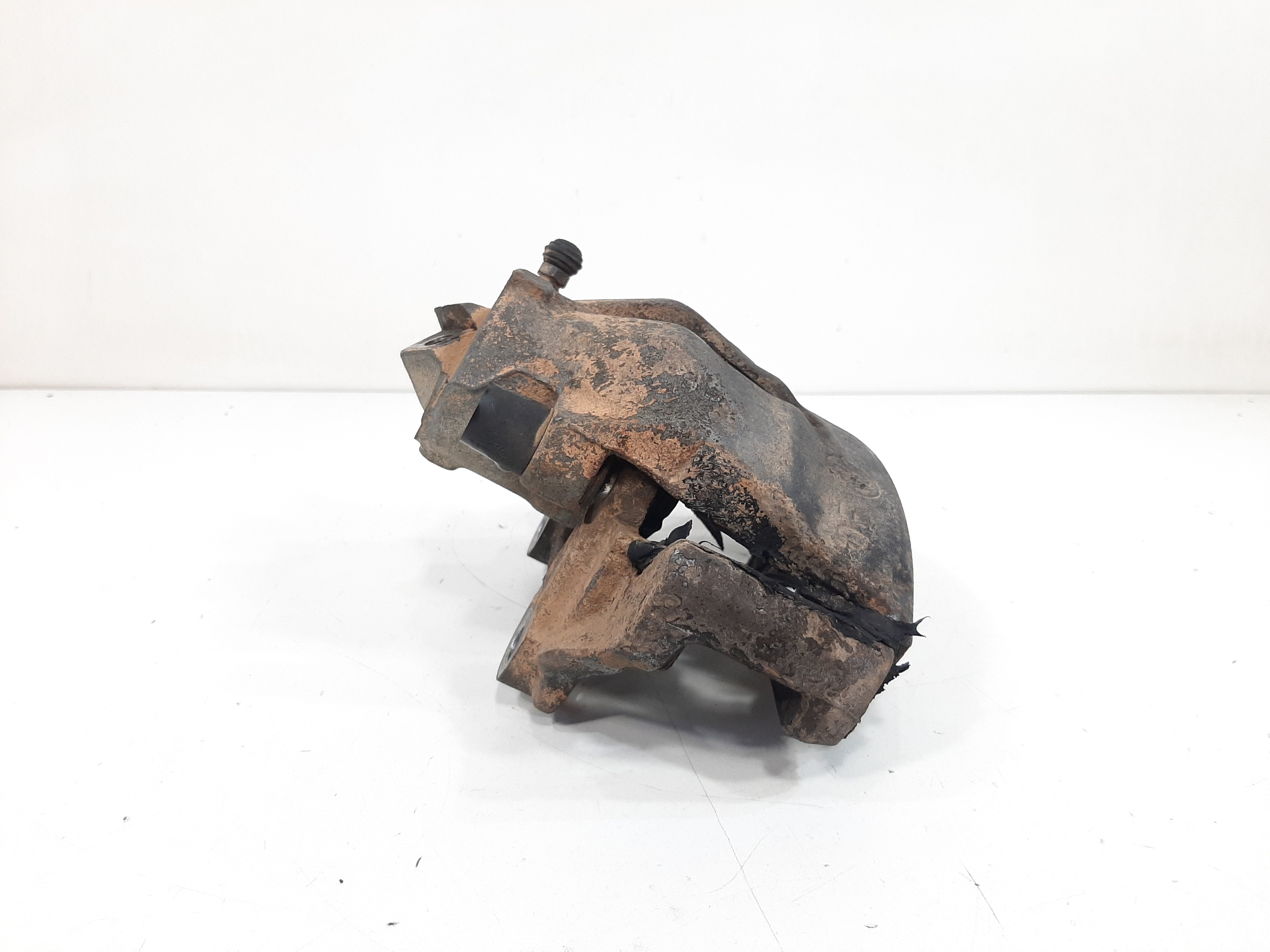 Pinça Dianteira Esquerda Audi A3 1997 1998 1999 A 2006 2