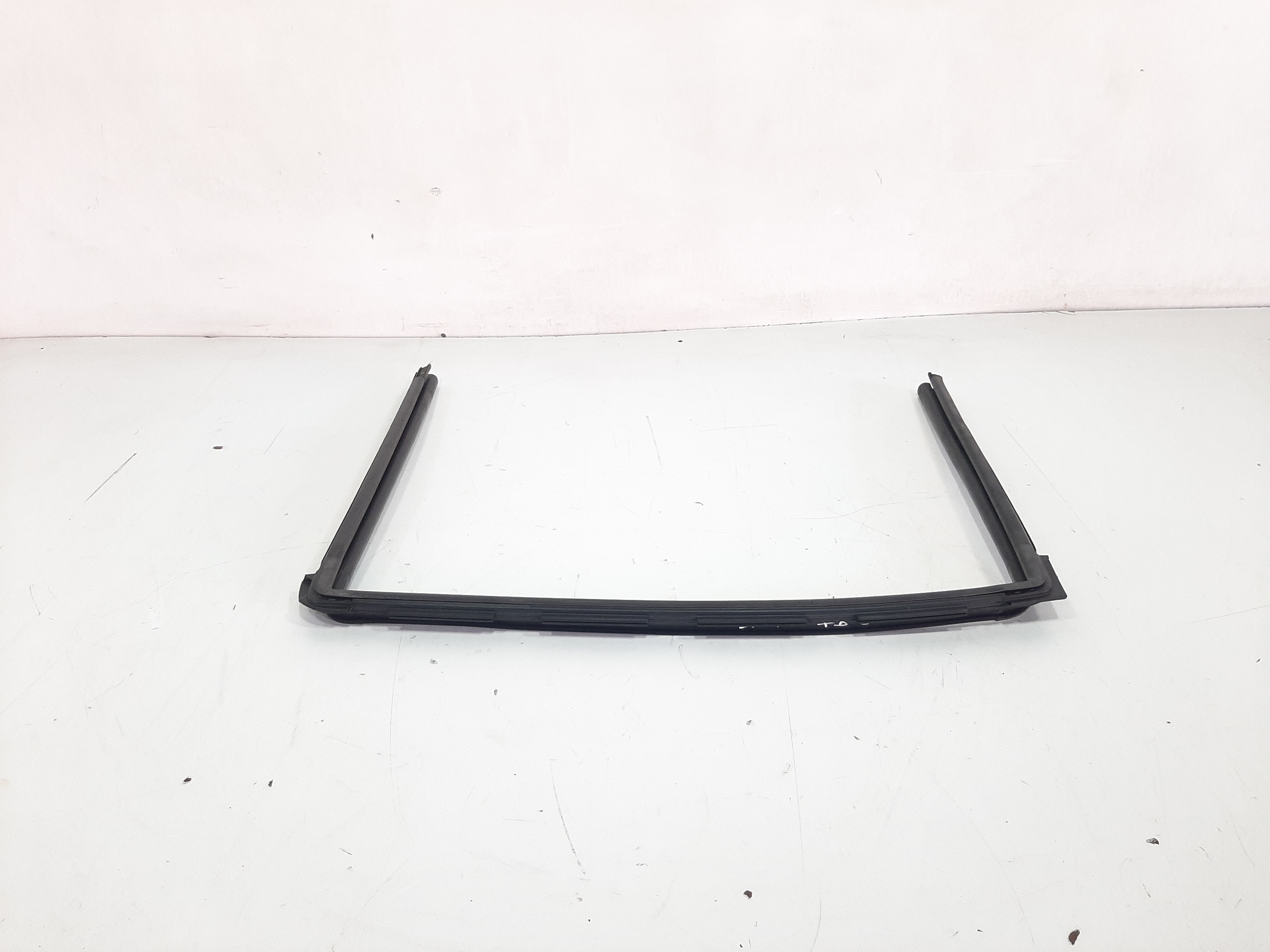 Moldura Borracha Porta Traseira Direita Livina 2010 A 2014 5