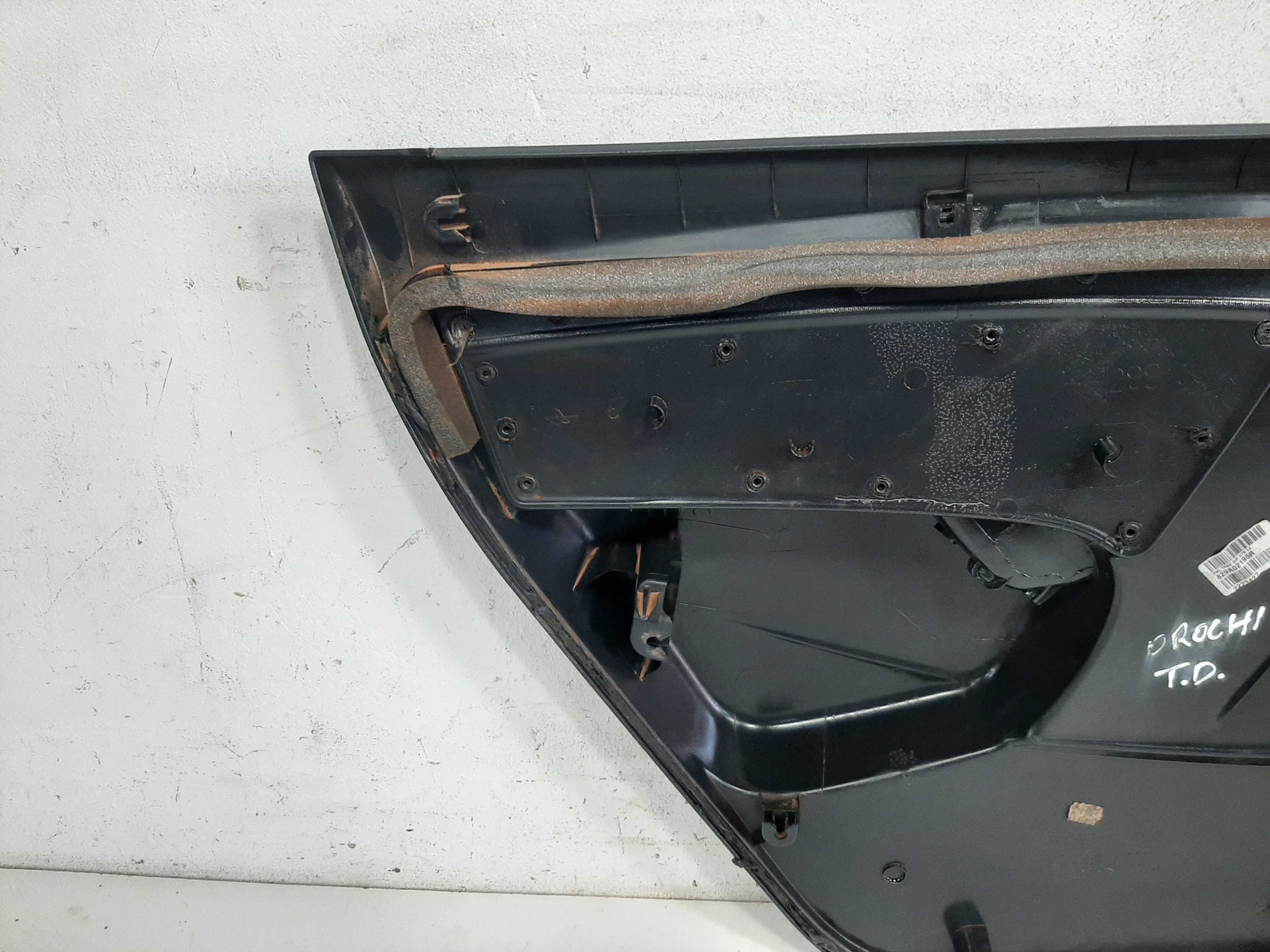 Forro Porta Traseiro Direito Oroch 2016 2017 2018 2019 2020 8