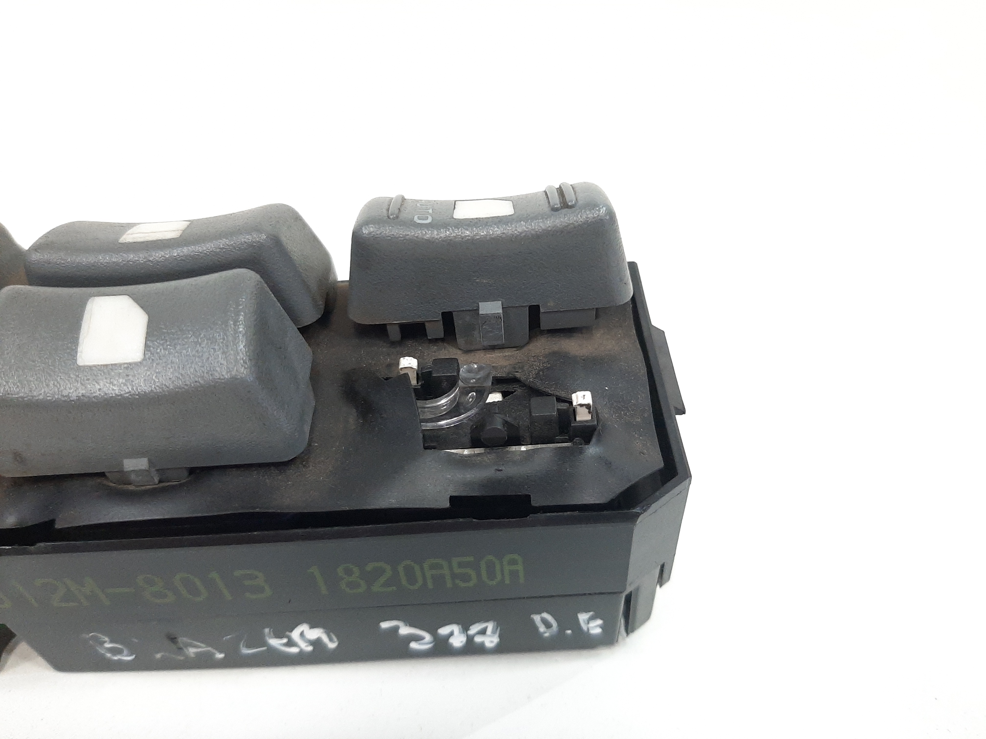 Botão Comando Vidro Dianteiro Esquerdo Gm Blazer 1995 A 2000 4