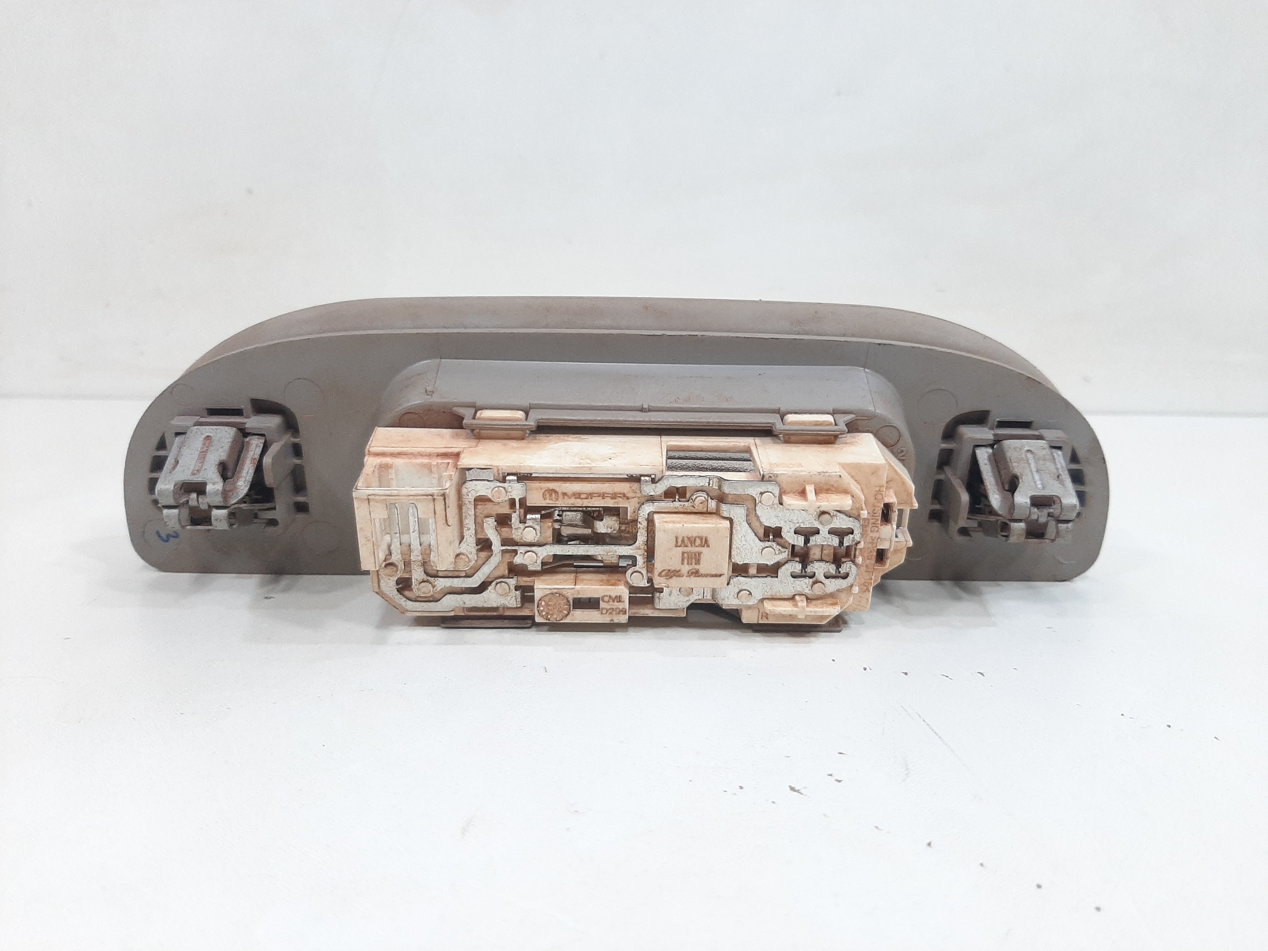 Alça Teto C/ Cortesia Traseira Esquerda Fiat Toro 16 A 2020 10