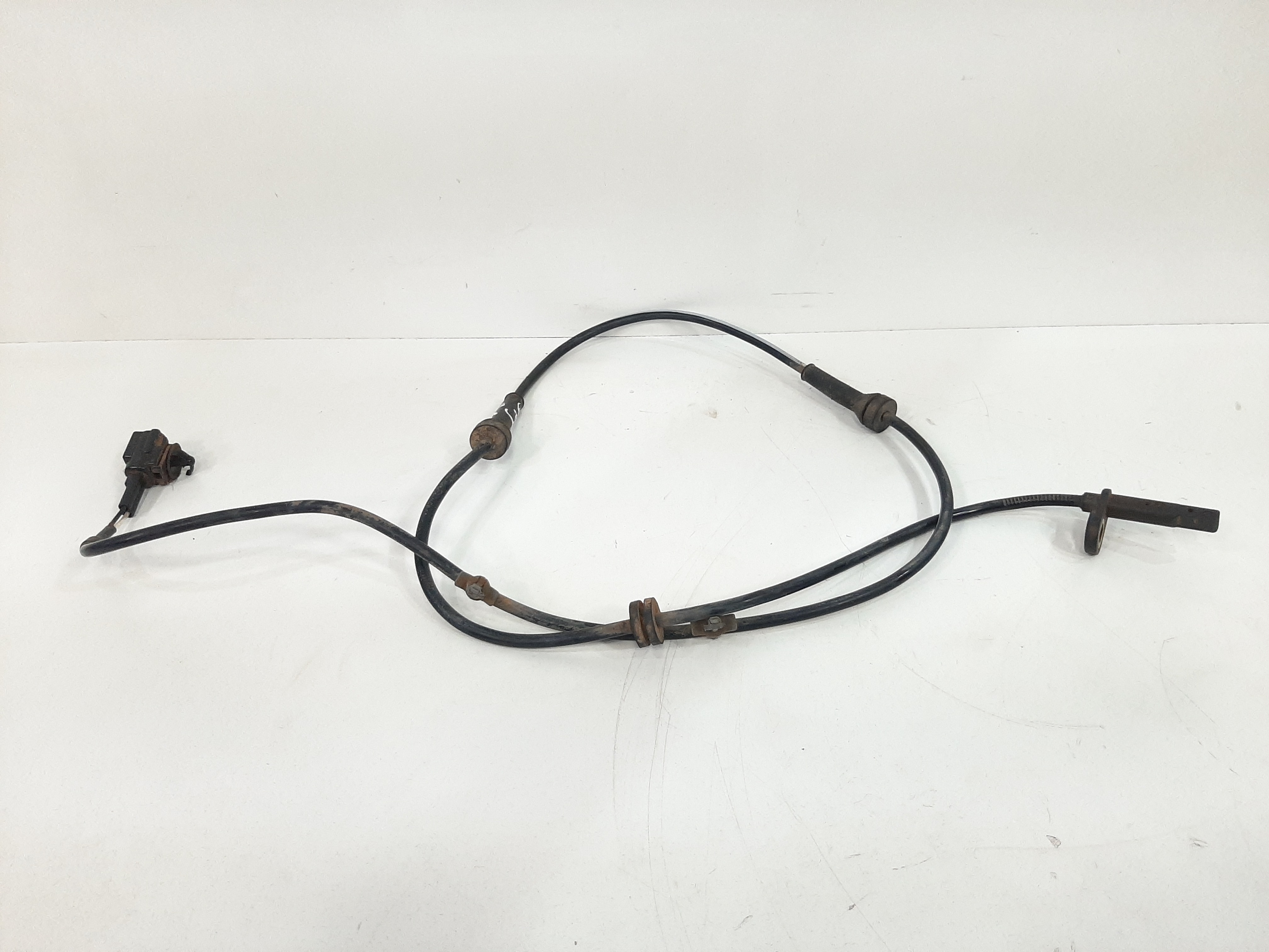 Sensor Abs Dianteiro Esquerdo Nissan Livina 1.8 2009 A 2014 2