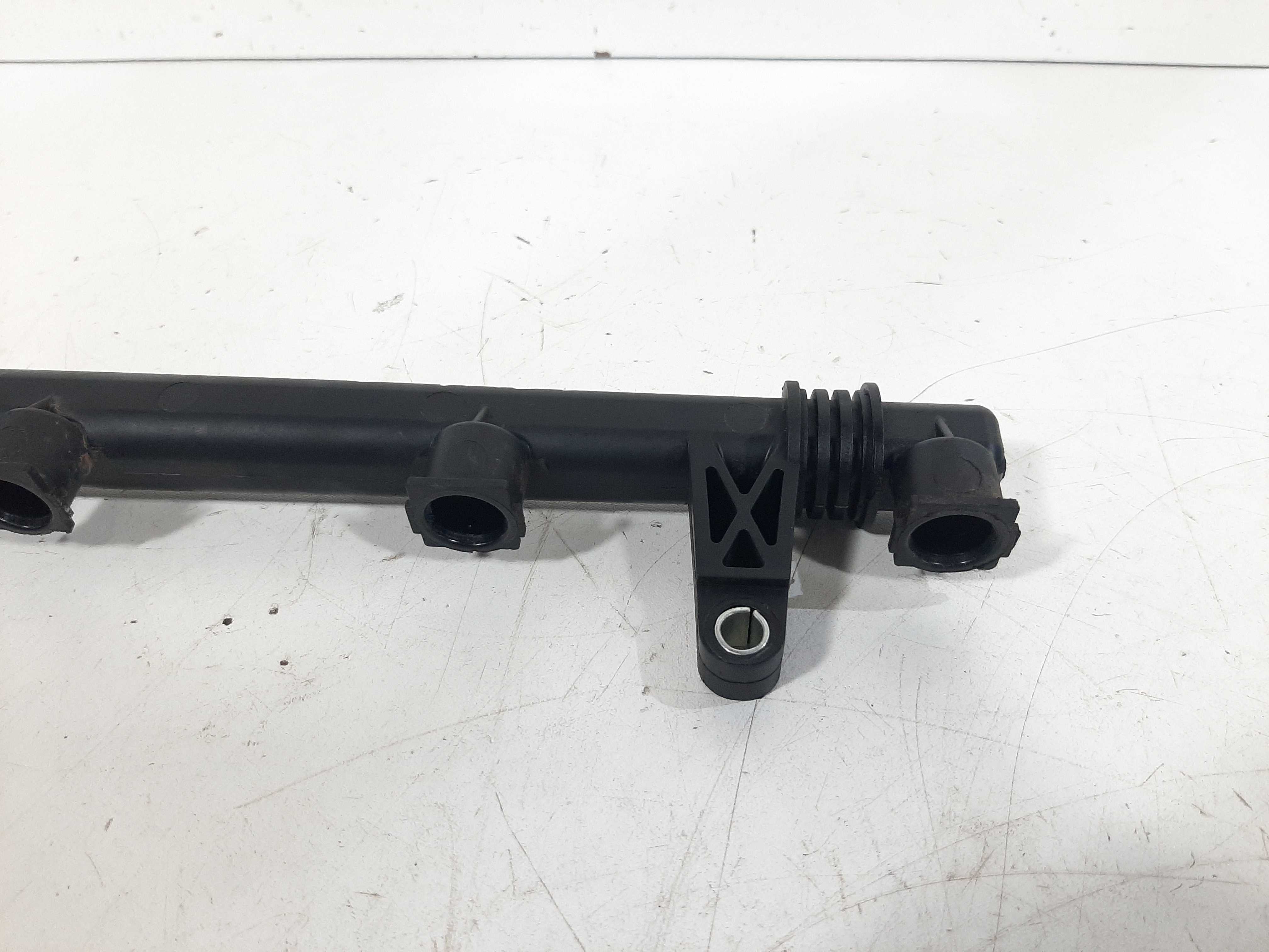 Flauta Bicos Injetores Gm Spin Onix 1.8 8v 2012 2013 A 2017 7