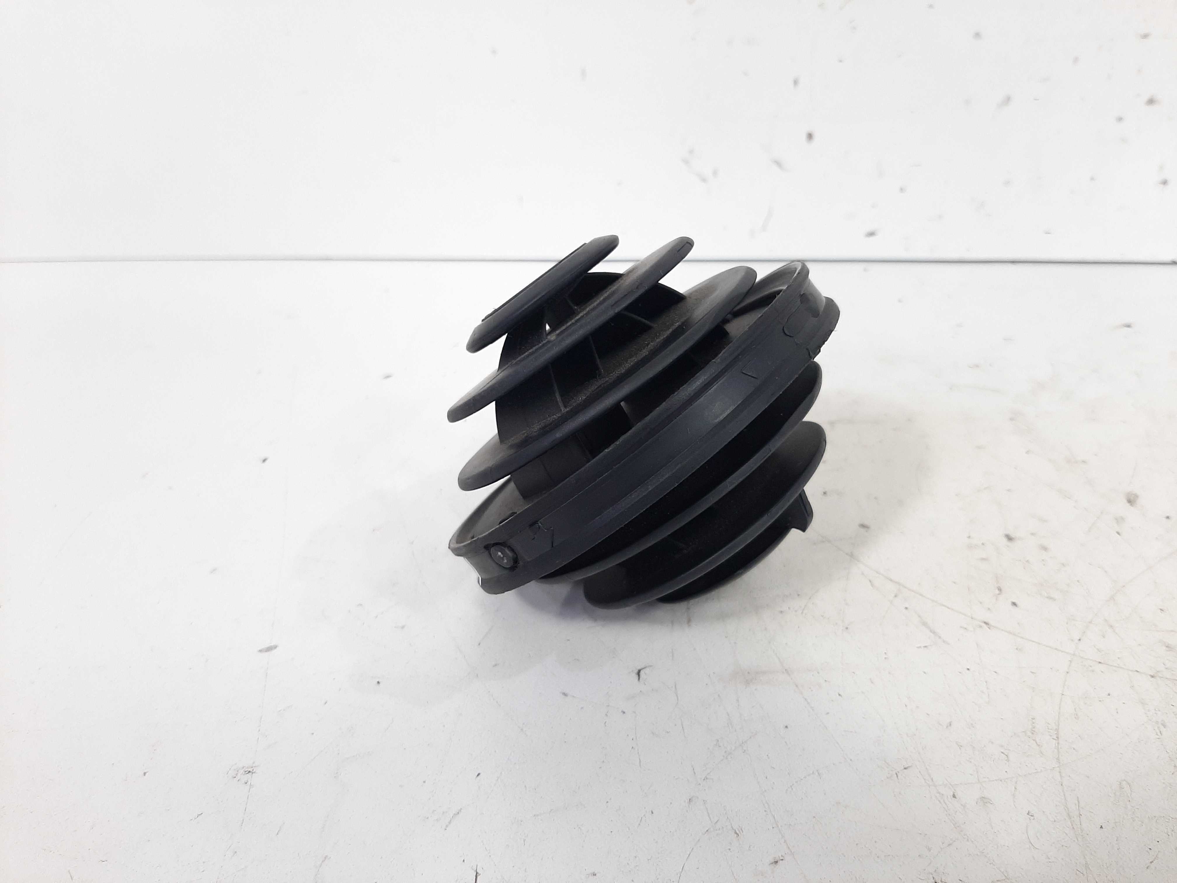 Difusor Saida Grade Tela Ar Toyota Etios 2016 2017 Original 3