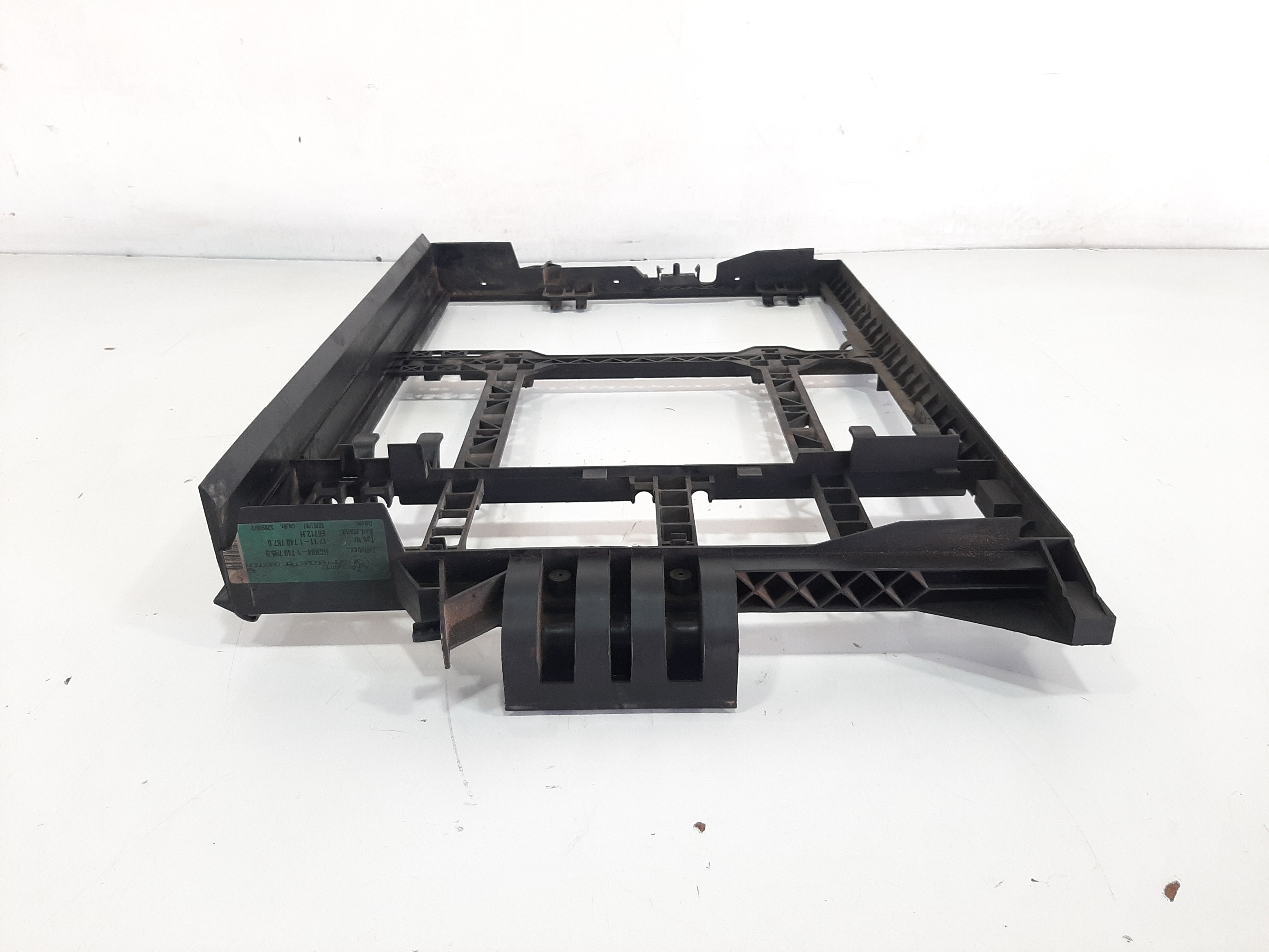 Suporte Condensador Bmw 540i 4.4 V8 1998 1999 2000 A 2003 4