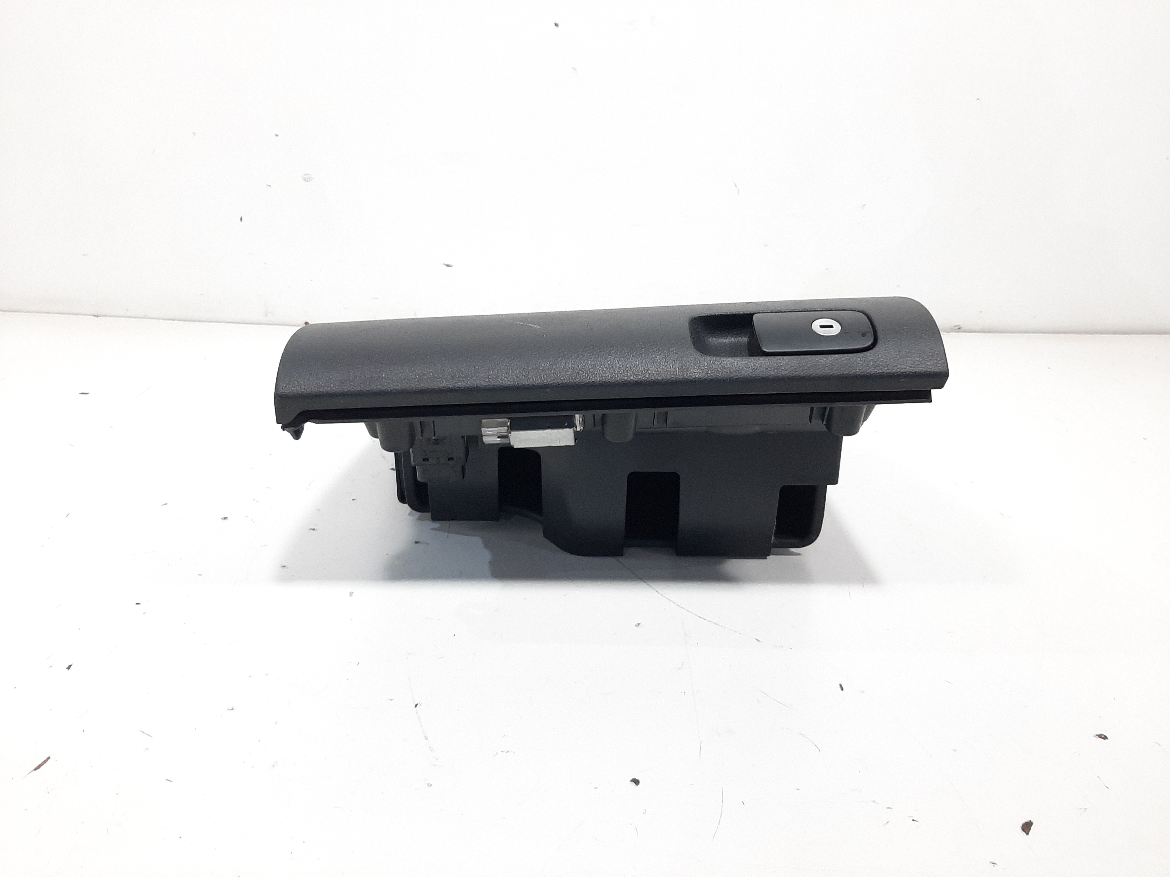 Porta Luvas Volkswagen Vw Tiguan 2012 2013 2014 2015 A 2017 8
