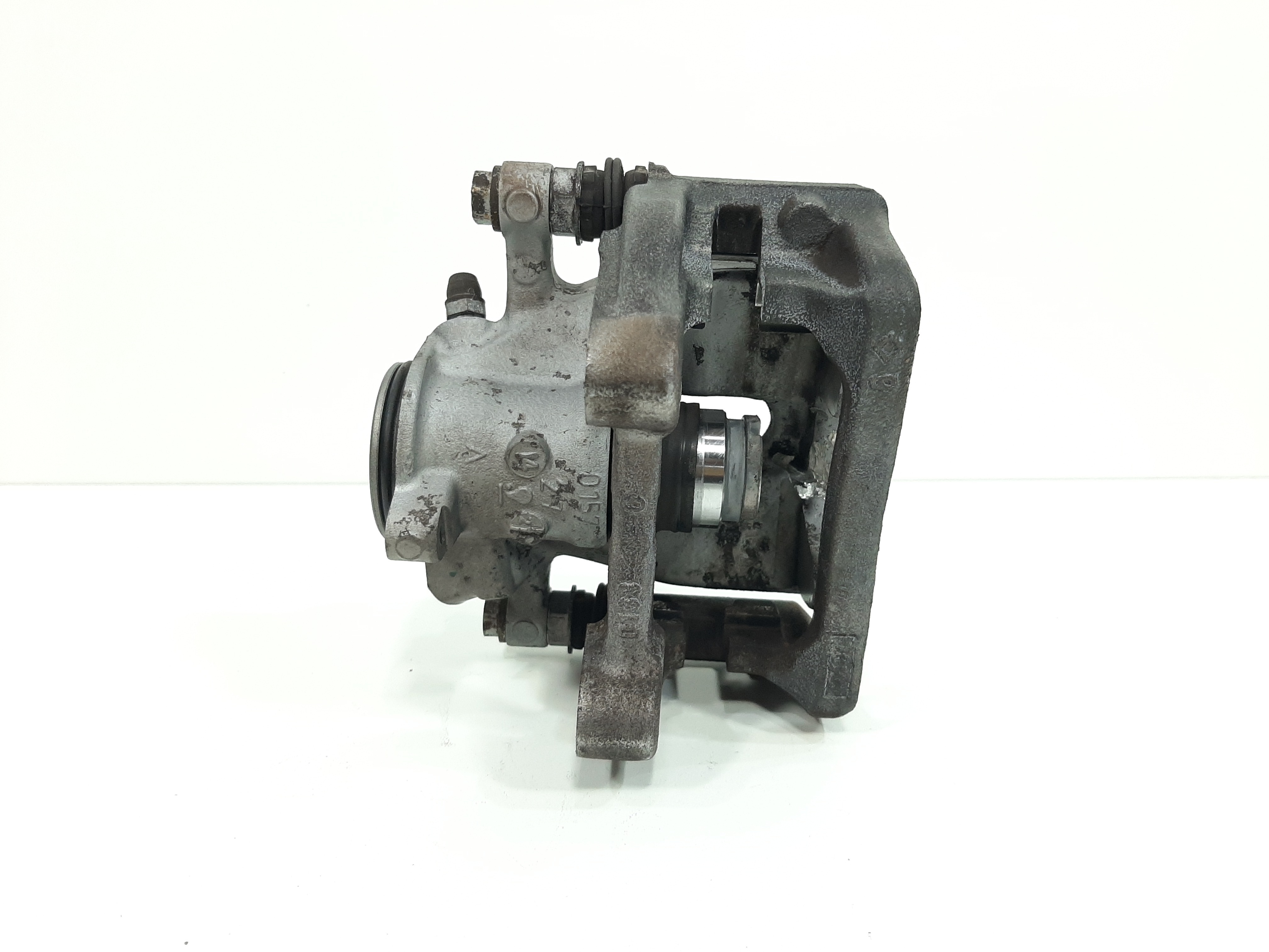 Pinça Traseira Esquerda Mercedes A200 1.6 2013 2014 A 2018 5