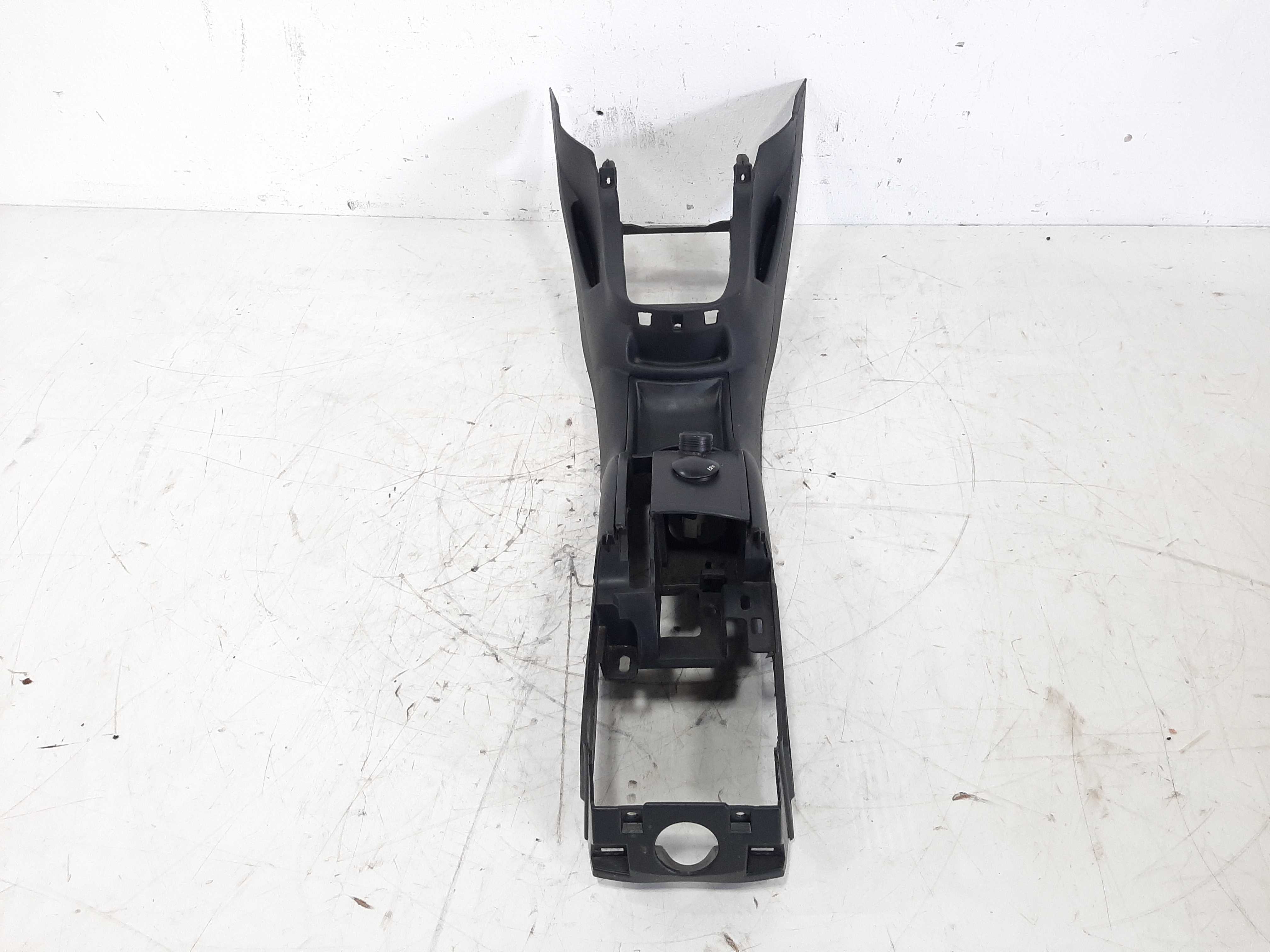 Console Central Tomada 12v Porta Copos Citroen C4 07 A 2013 9