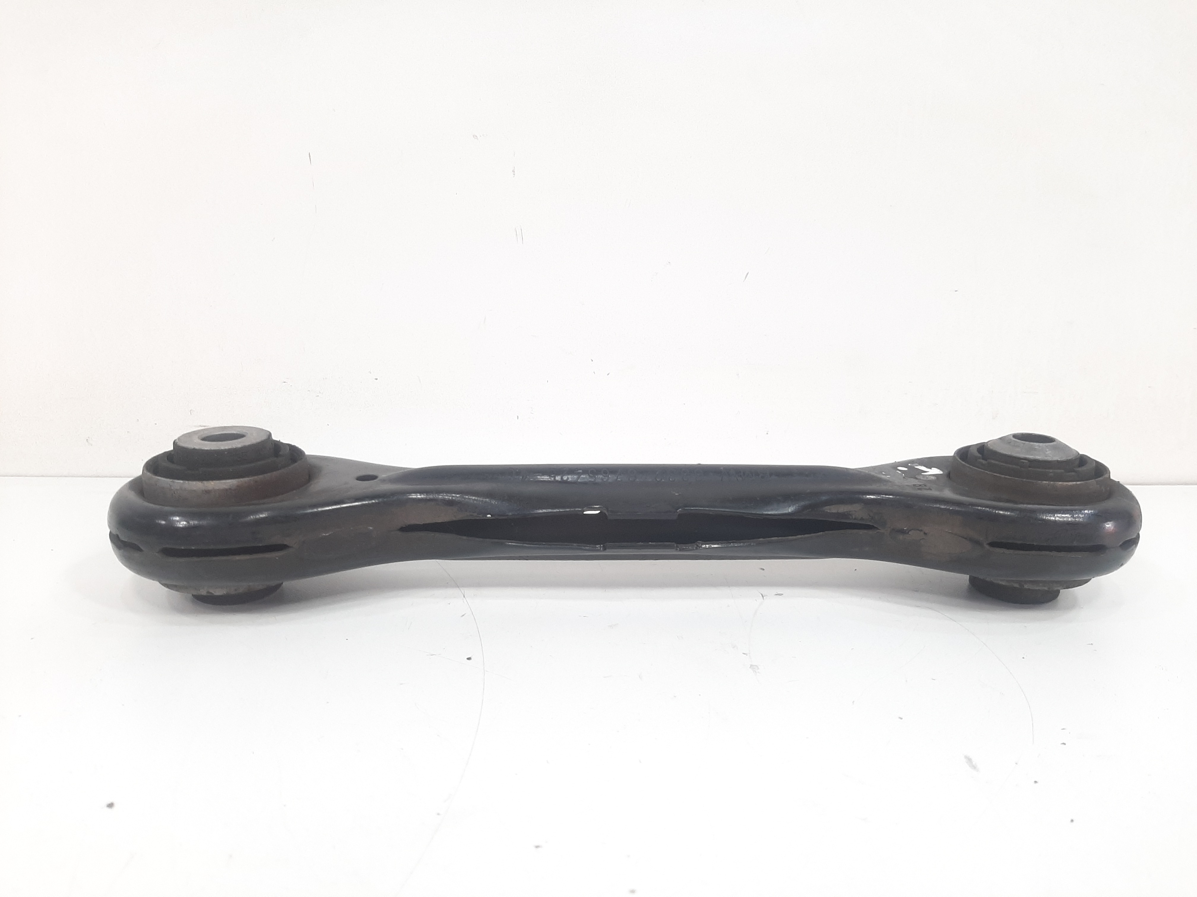 Braço Superior Suspensão Traseira Esquerda 320i E90 06 A 12 6