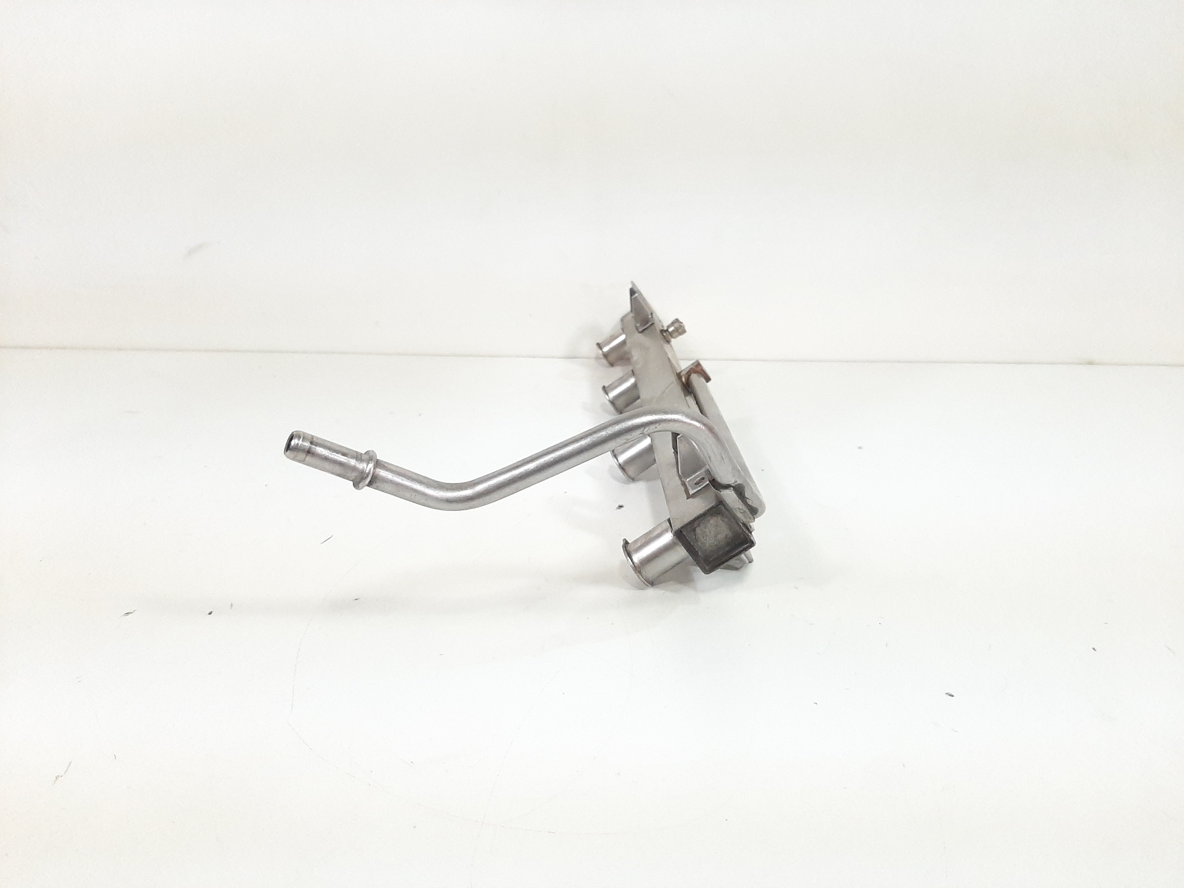 Flauta Bico Injetor Bmw X1 120i 320i N46 2.0 Asp. 12 A 2016 9
