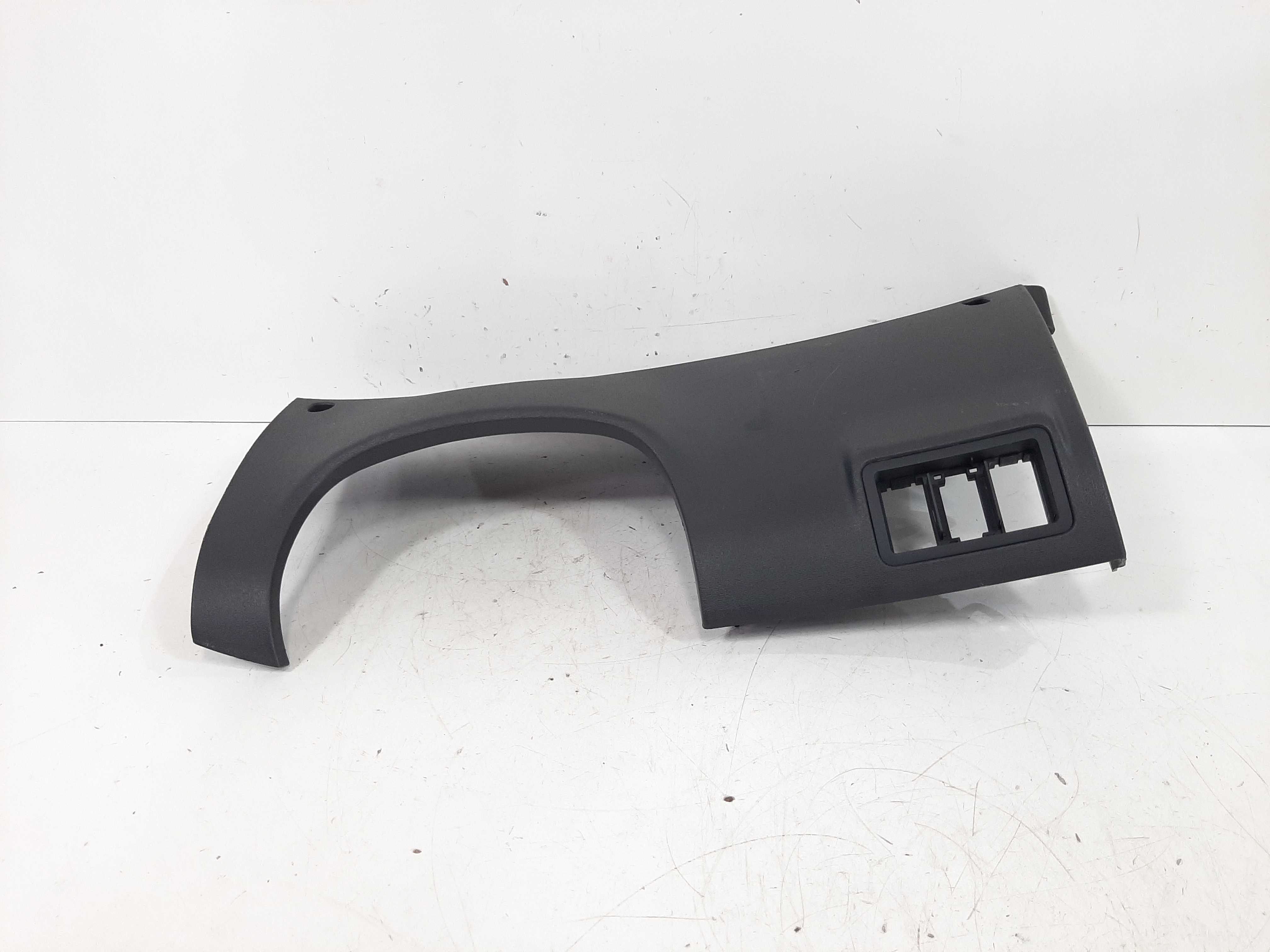 Moldura Inferior Esquerda Painel Hyundai I30 2009 A 2012 4