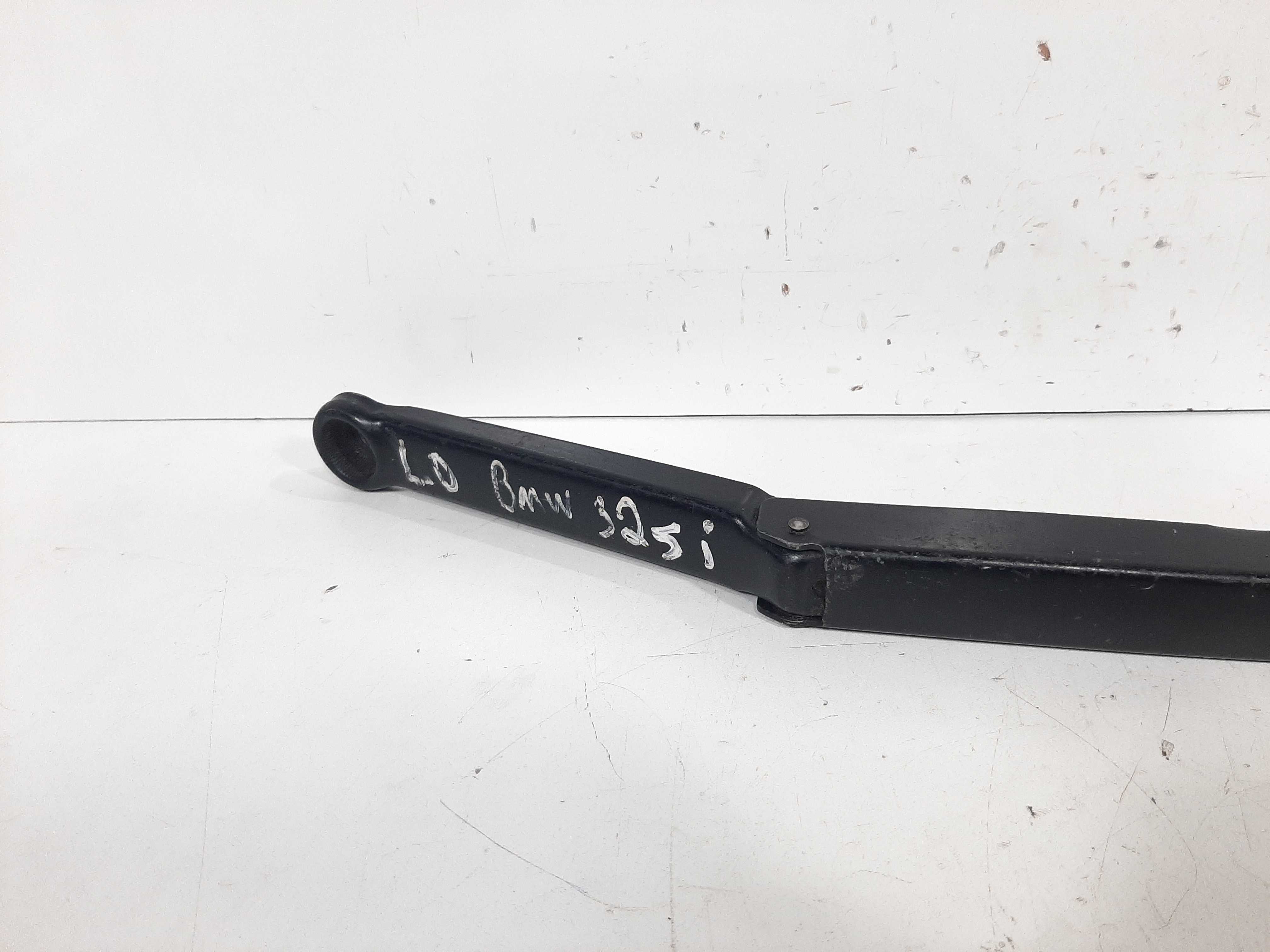 Haste Limpador Dianteiro Direito Bmw 325i 2.5 24v 2000 2001 2