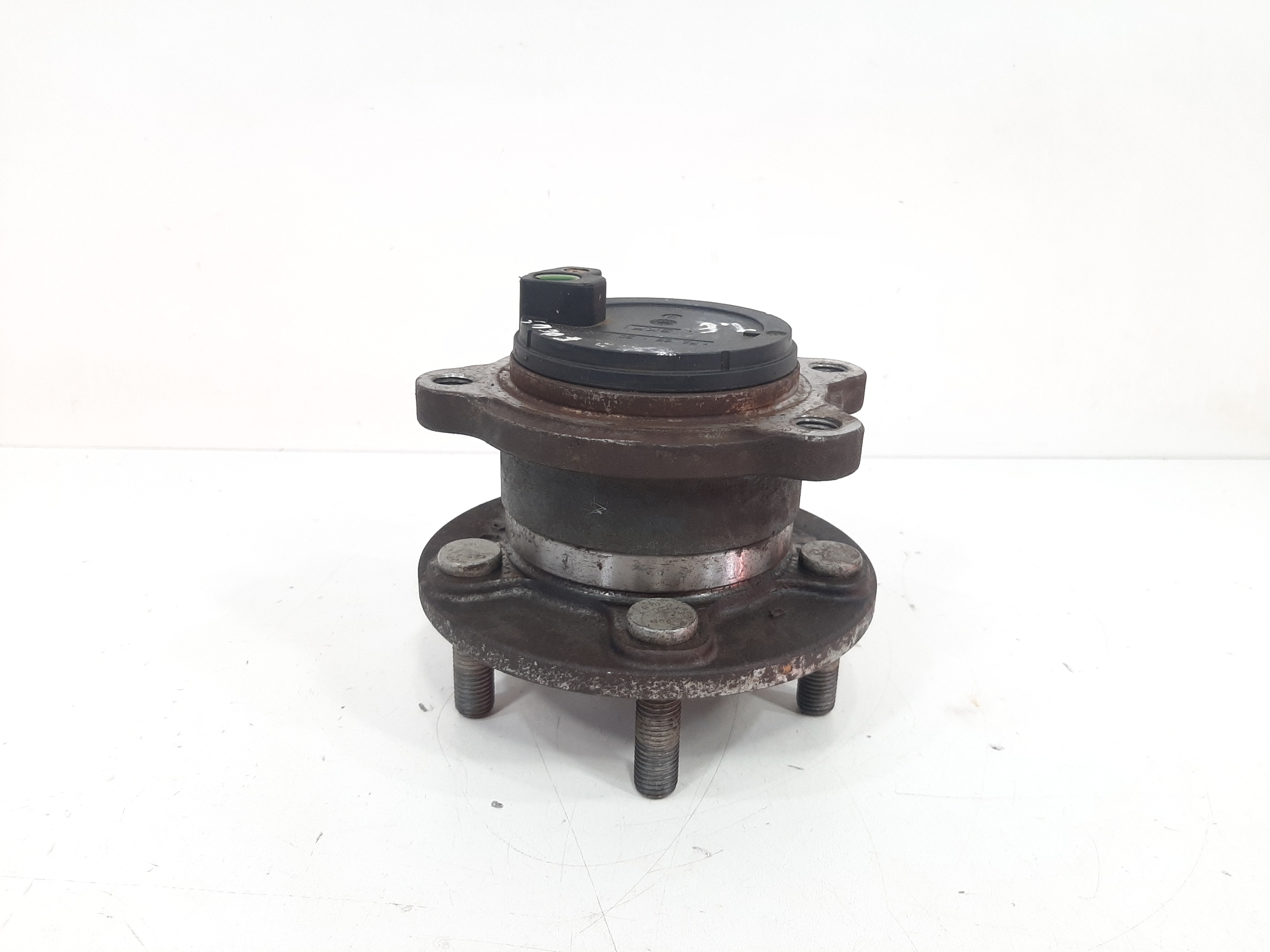 Cubo Roda Traseira Esquerda Ford Focus 2014 2015 A 2018 2