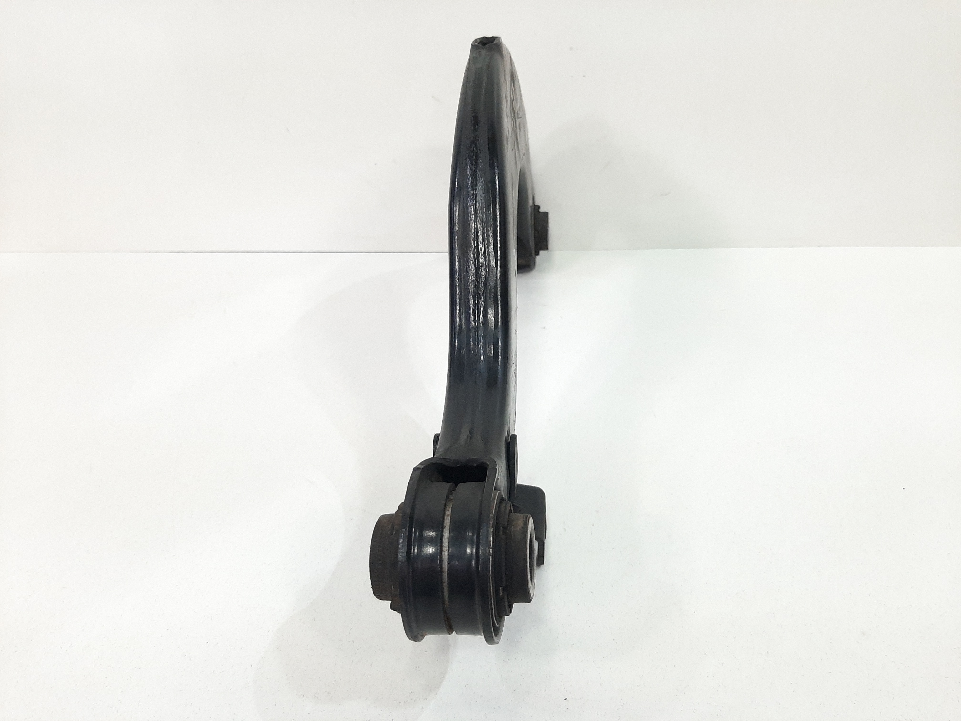 Braço Suspensão Sup Traseiro Direito Vw Jetta 2.0 2011 A 17 7